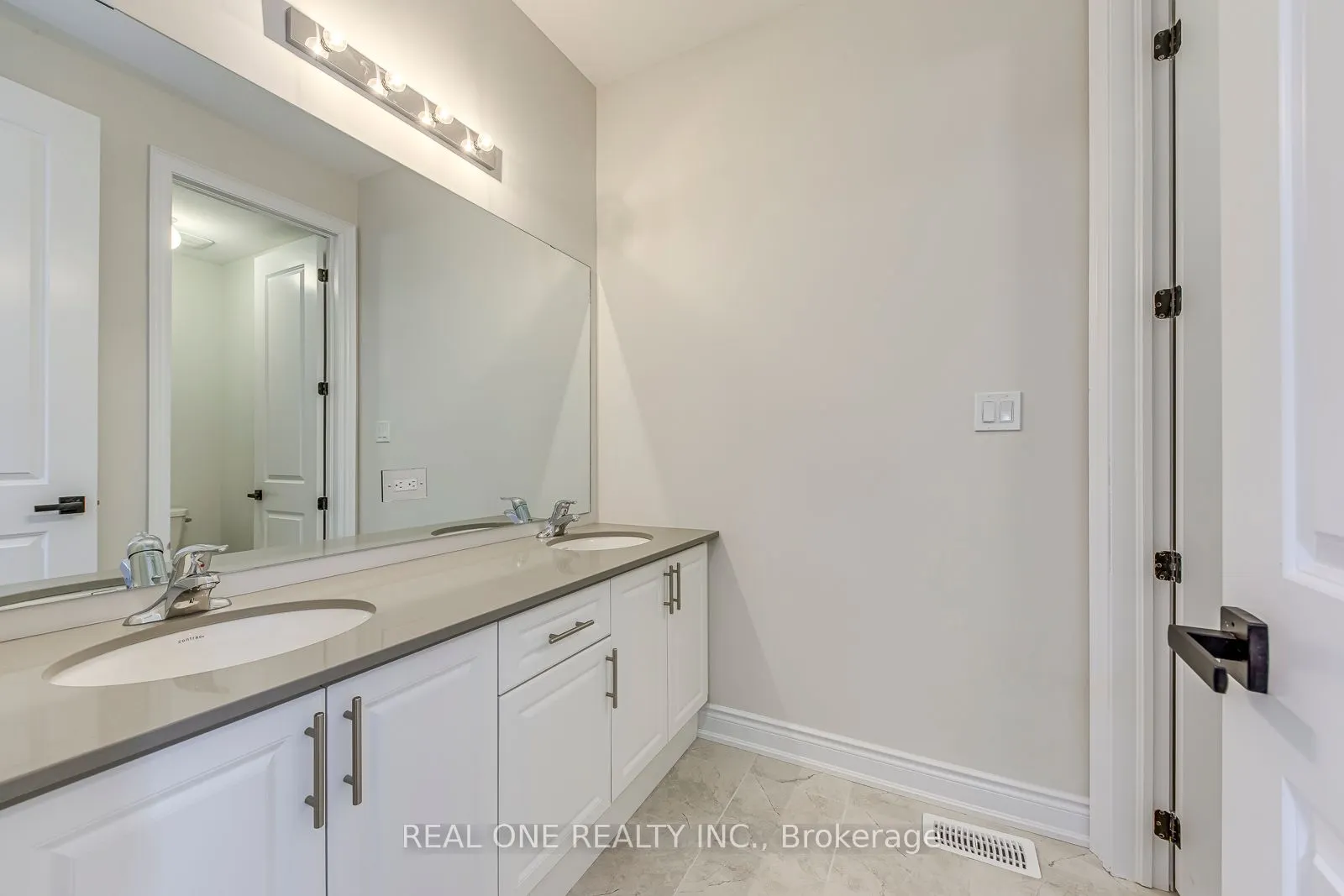 3099 Perkins Way