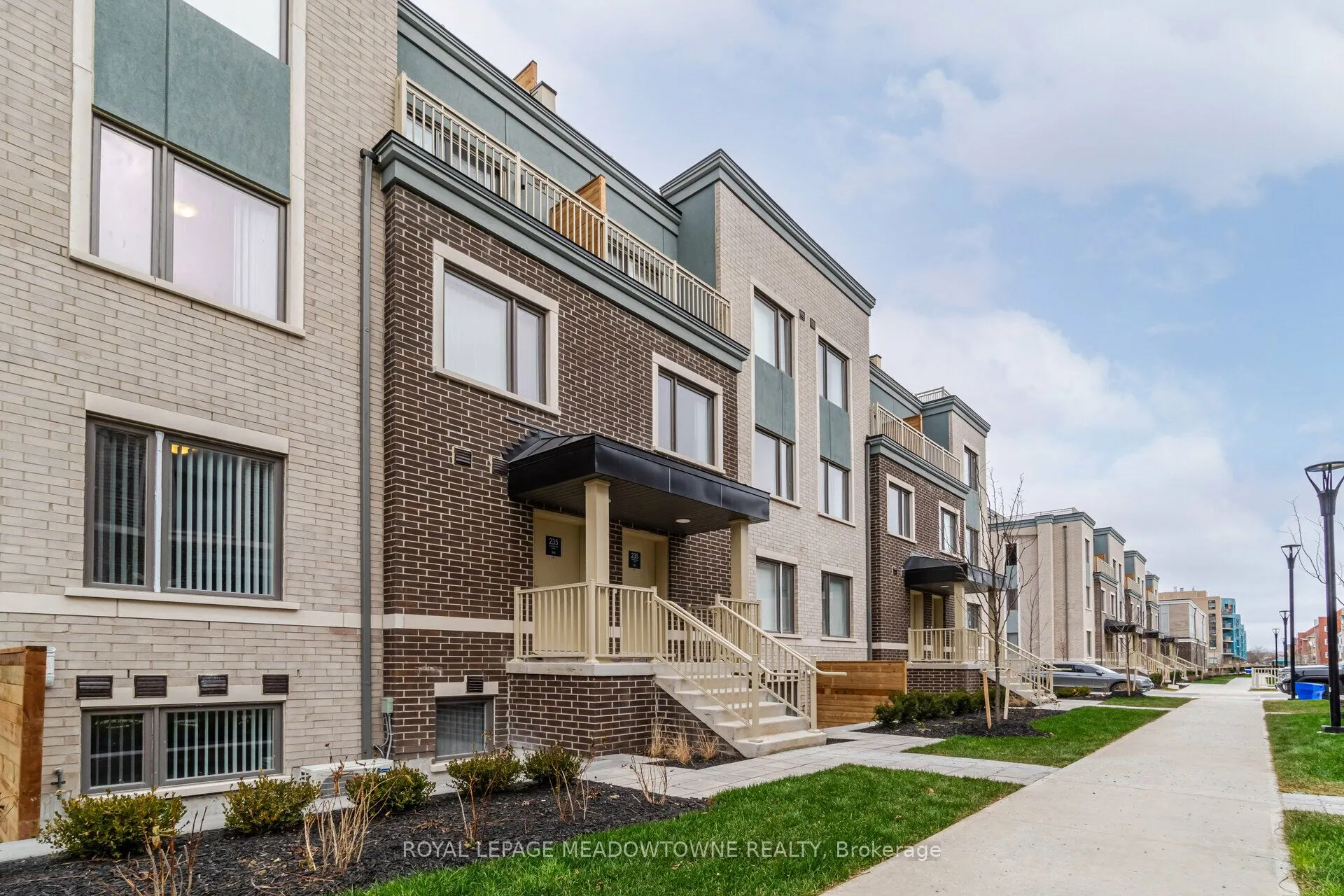 235 Birmingham Street, #142