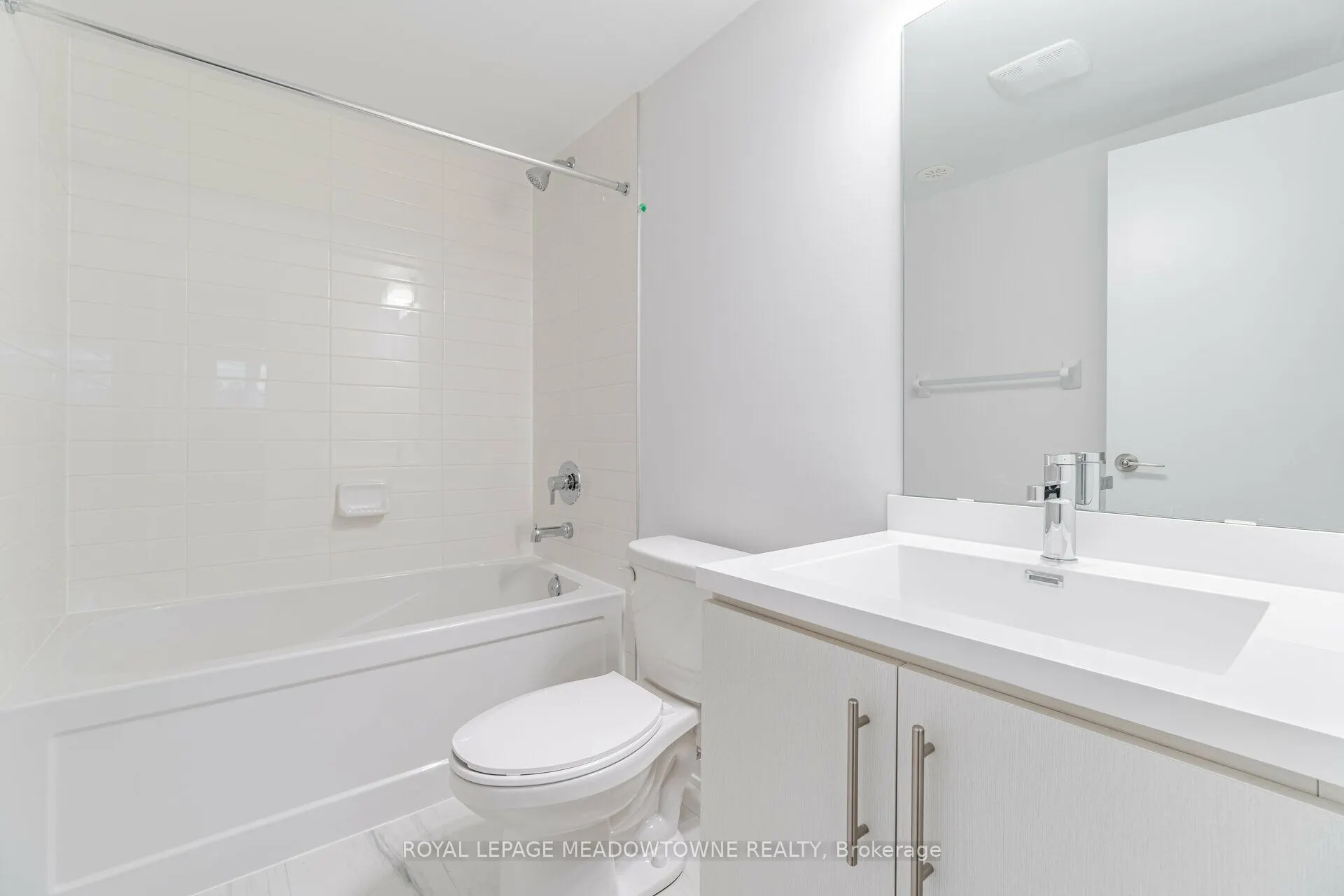 235 Birmingham Street, #142