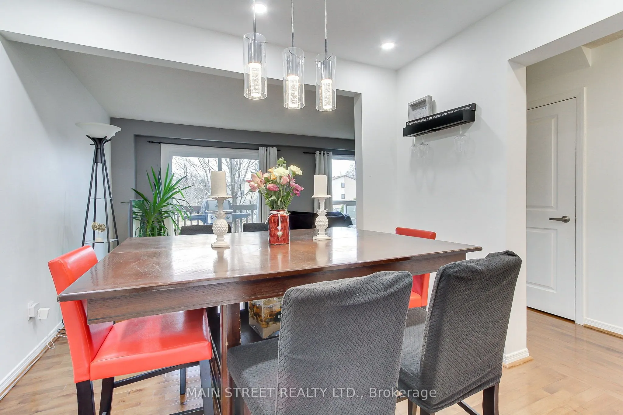 725 Vermouth Avenue, #18