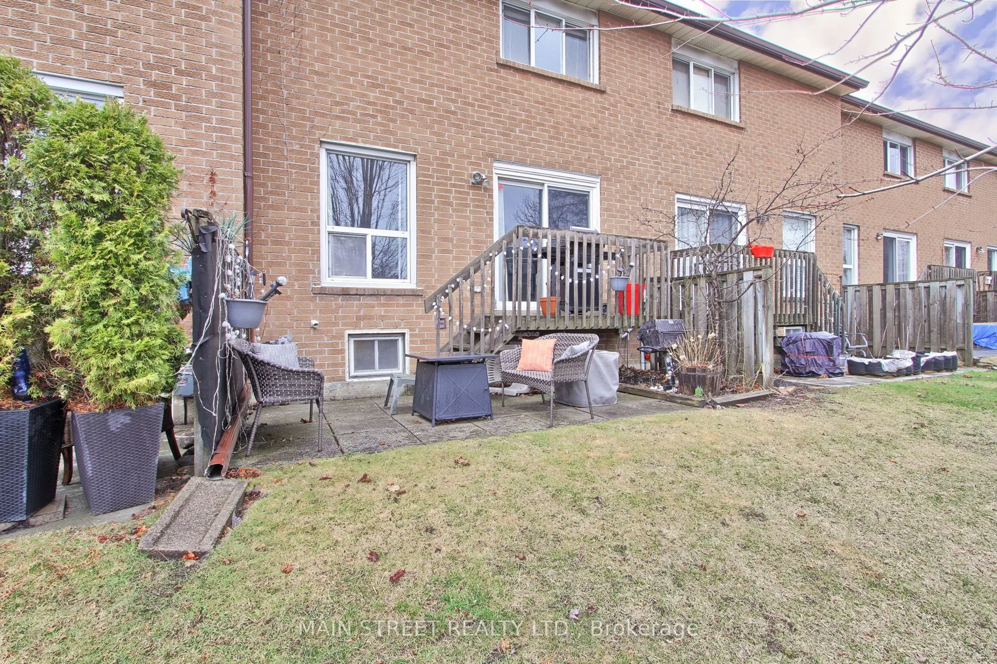 725 Vermouth Avenue, #18