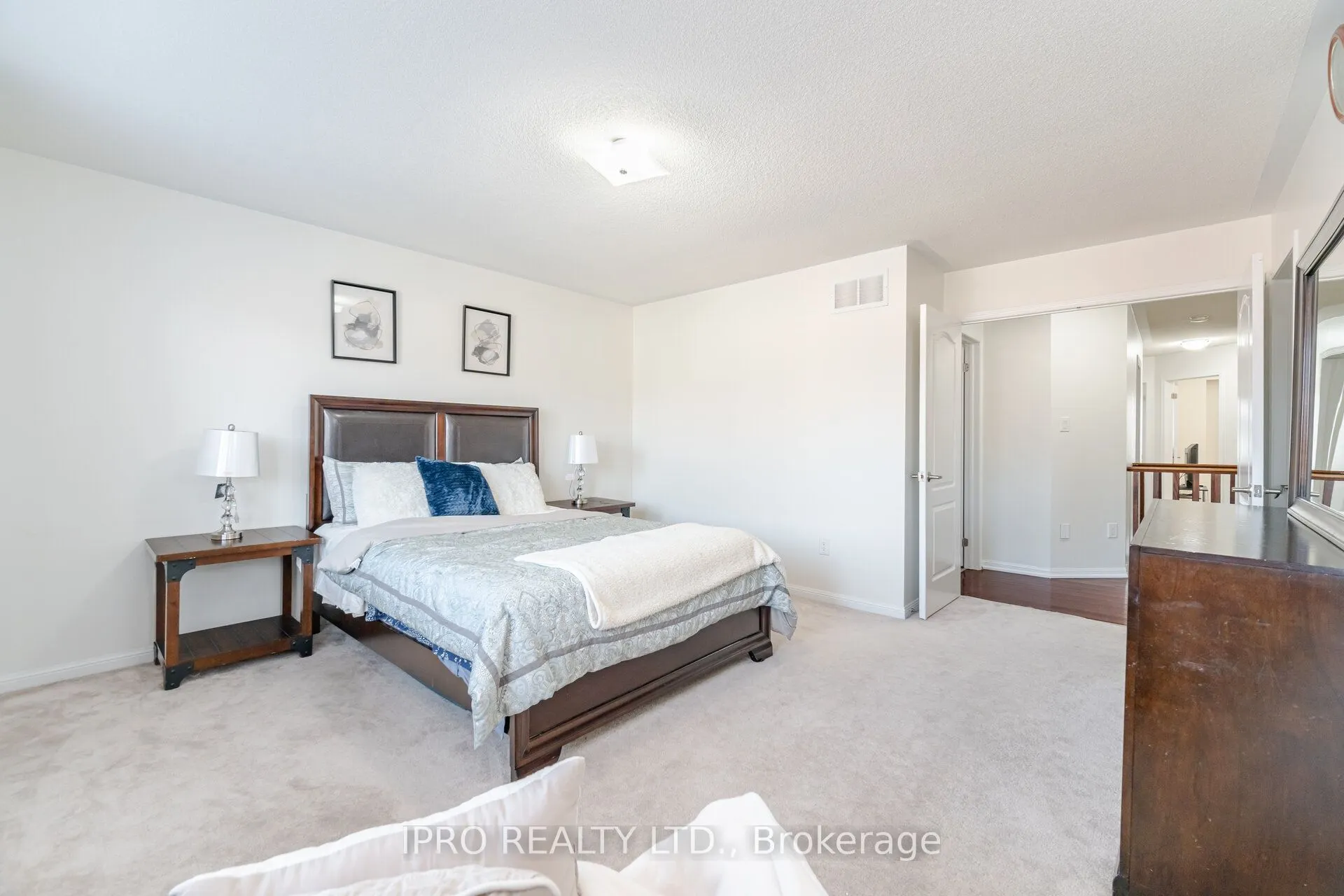 1047 Savoline Boulevard