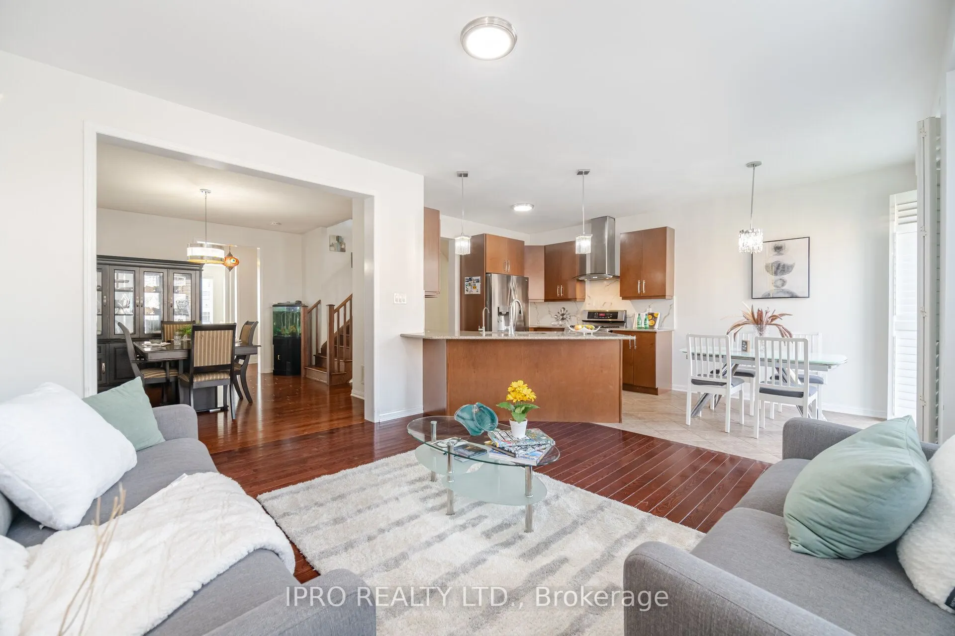 1047 Savoline Boulevard