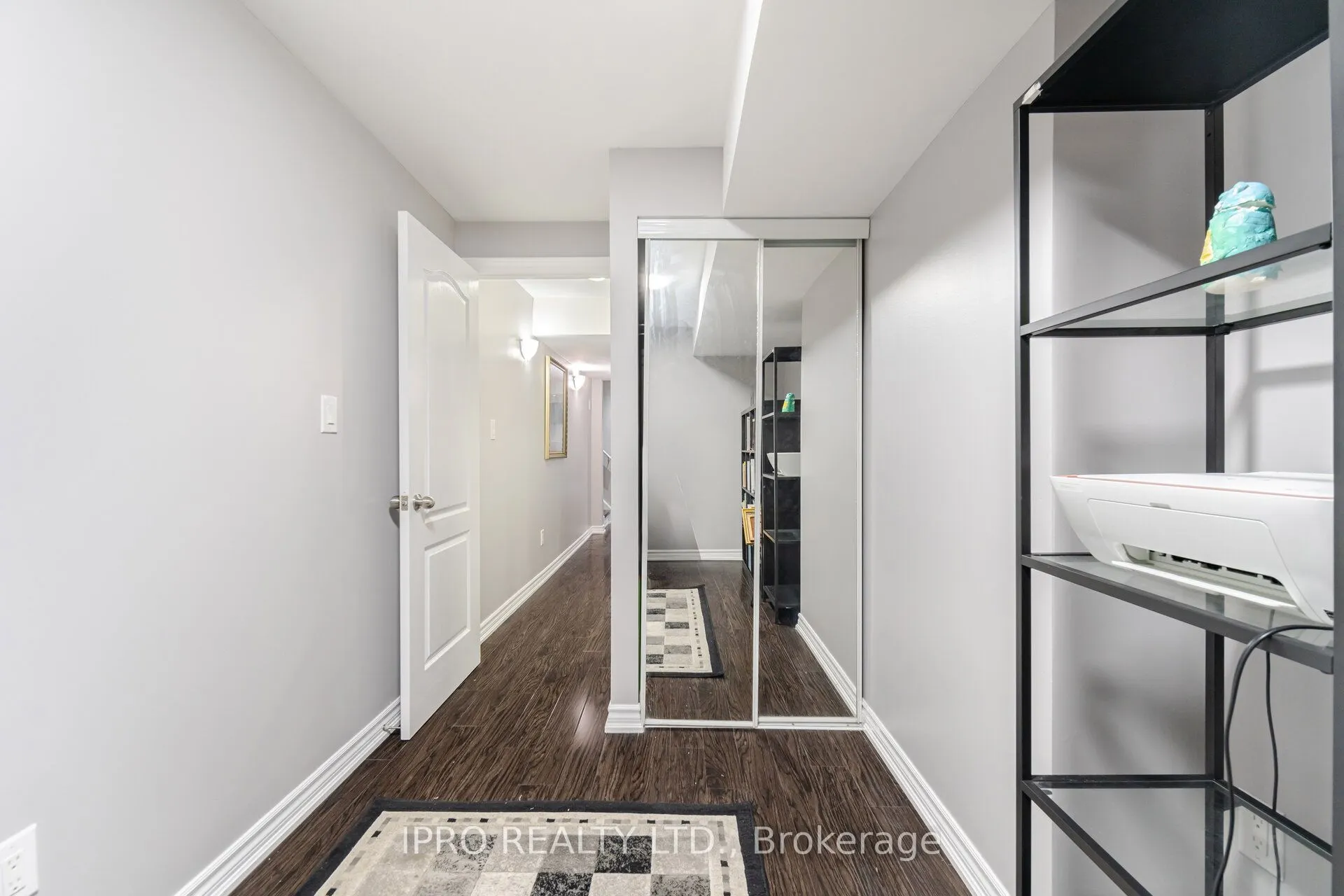 1047 Savoline Boulevard