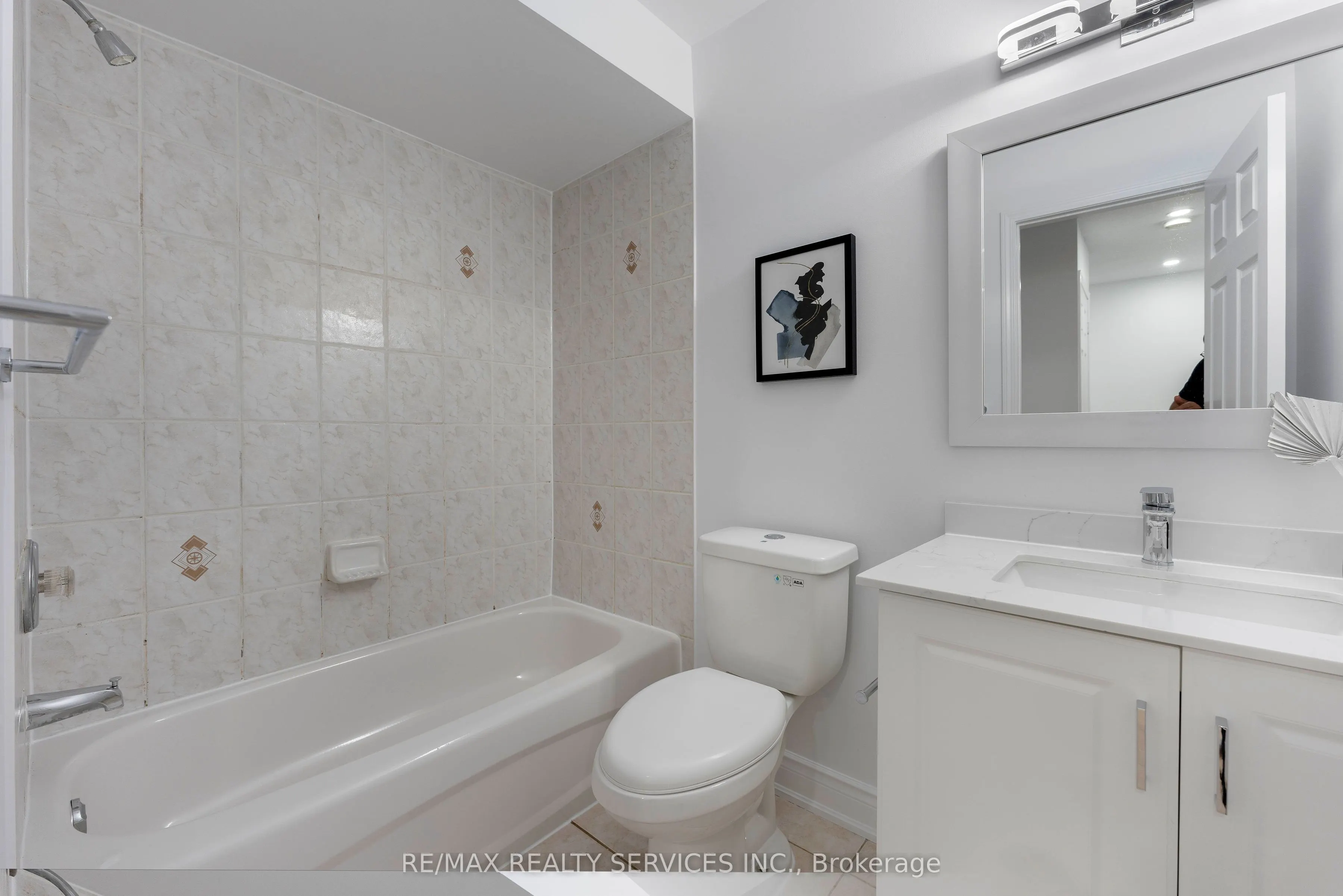 80 Acorn Place, #28