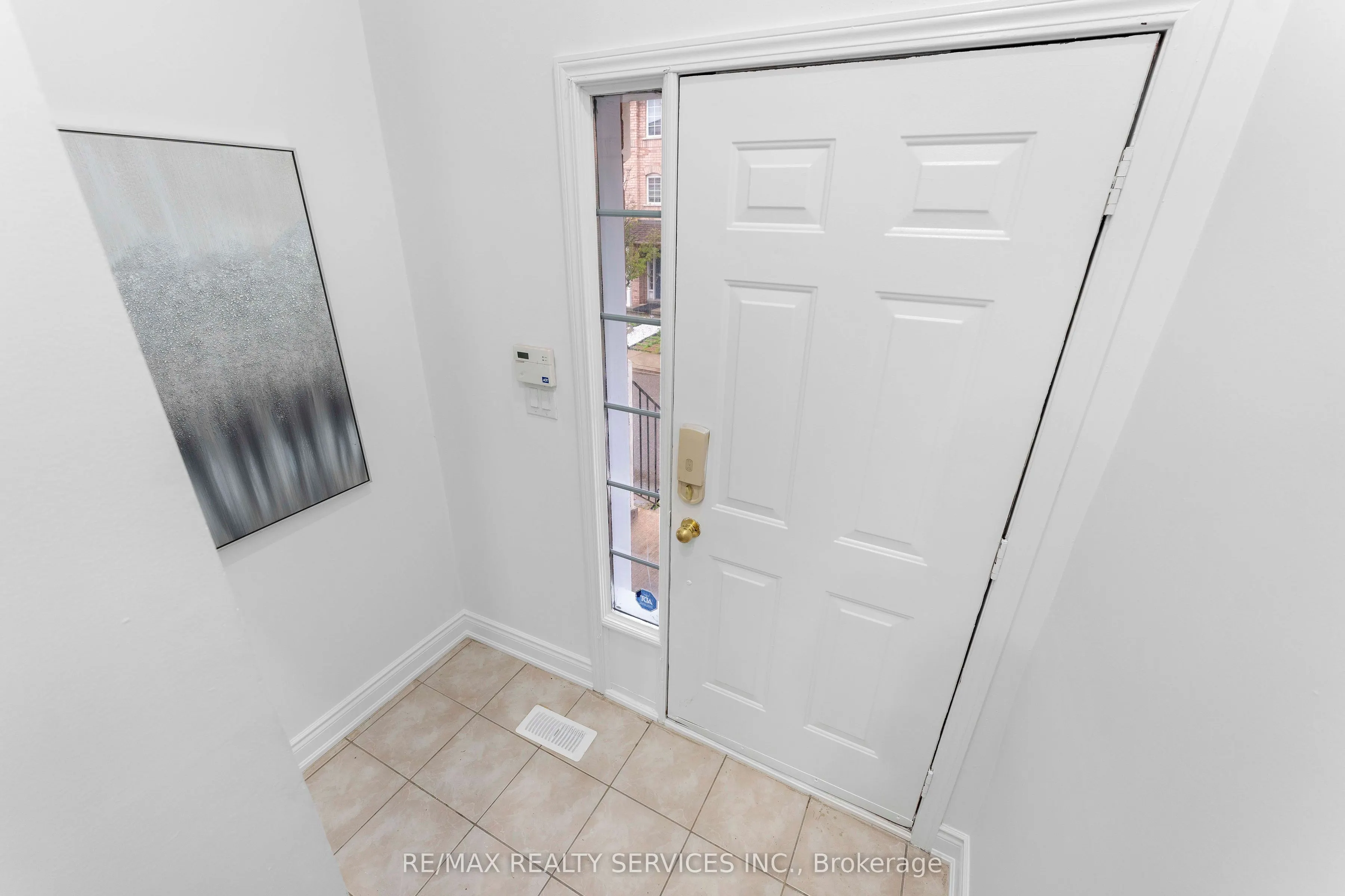 80 Acorn Place, #28