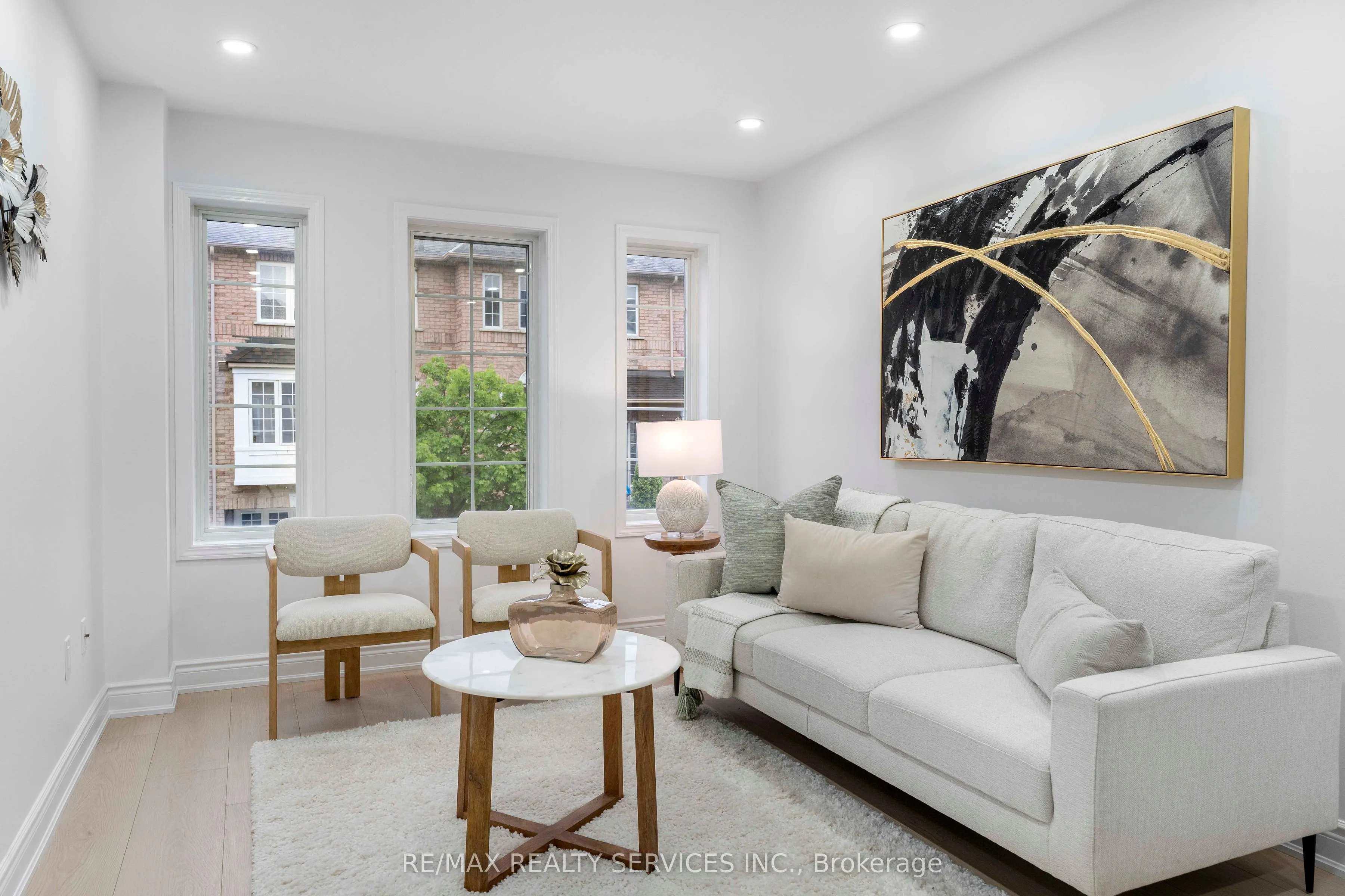 80 Acorn Place, #28