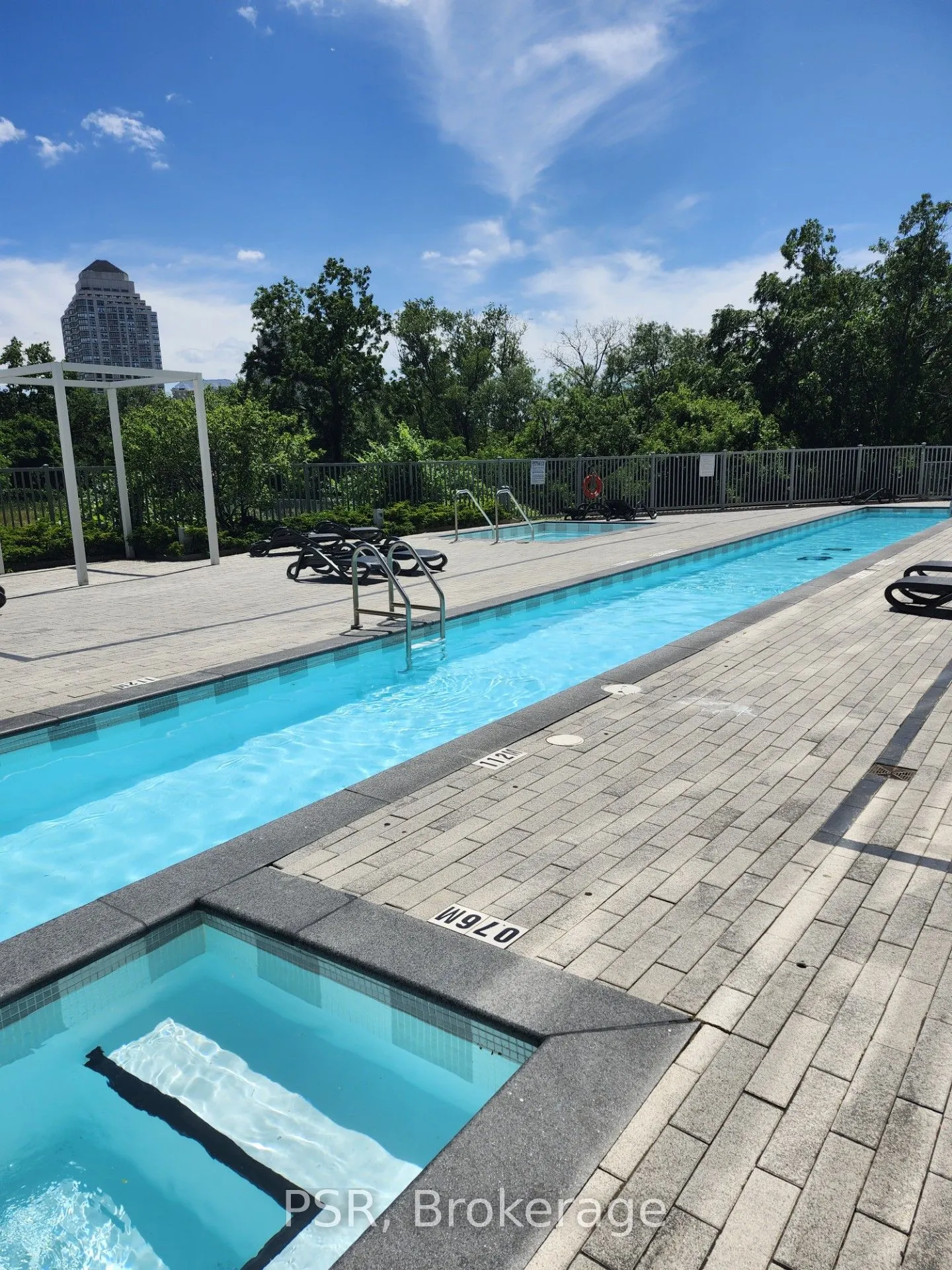 88 Park Lawn Road, #2906