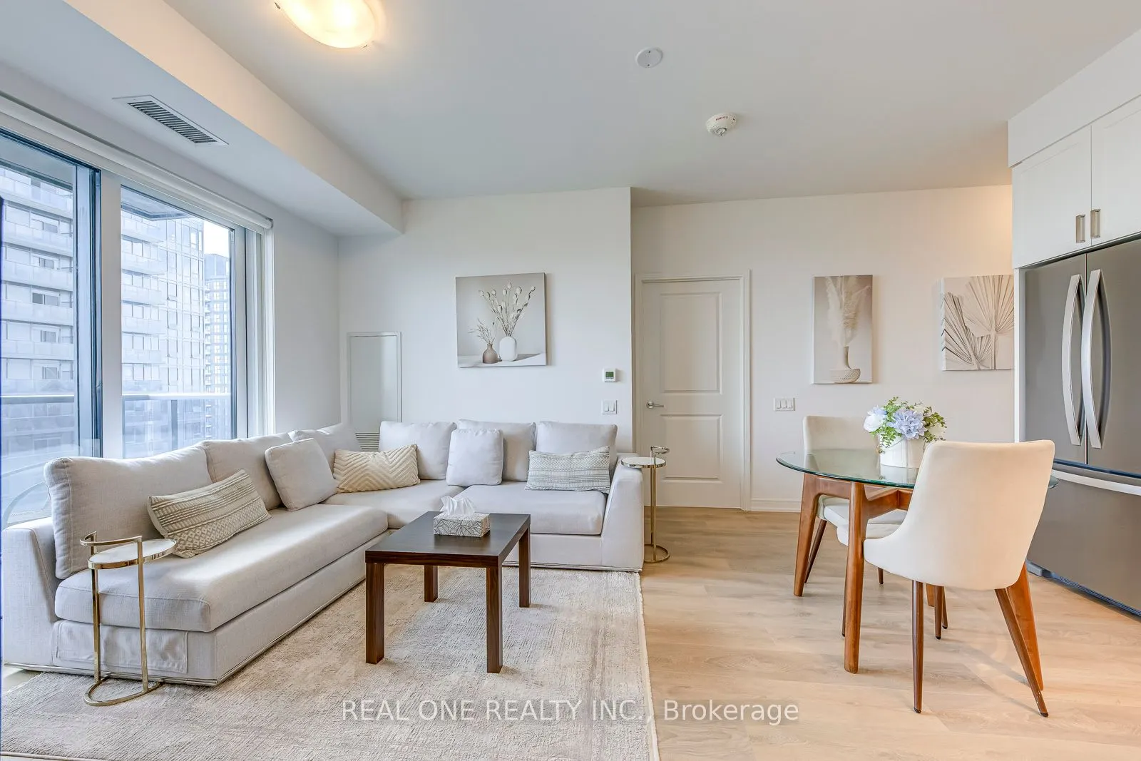 8 Nahani Way, #3120