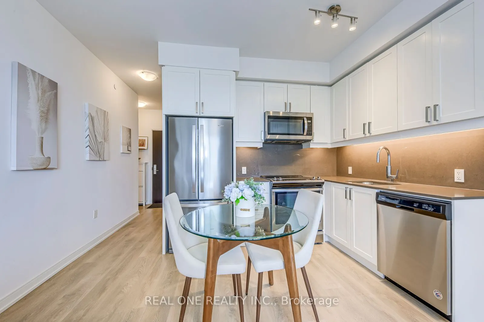 8 Nahani Way, #3120