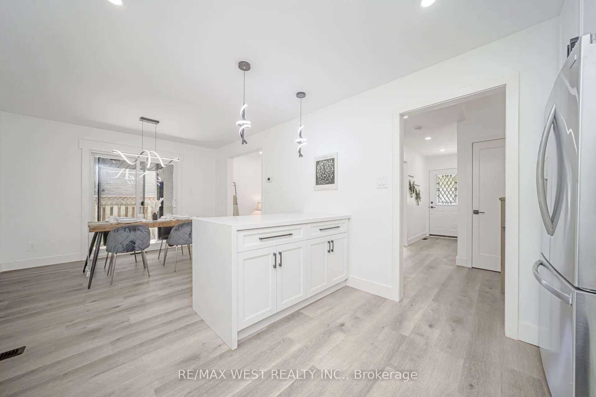 15 Erindale Avenue