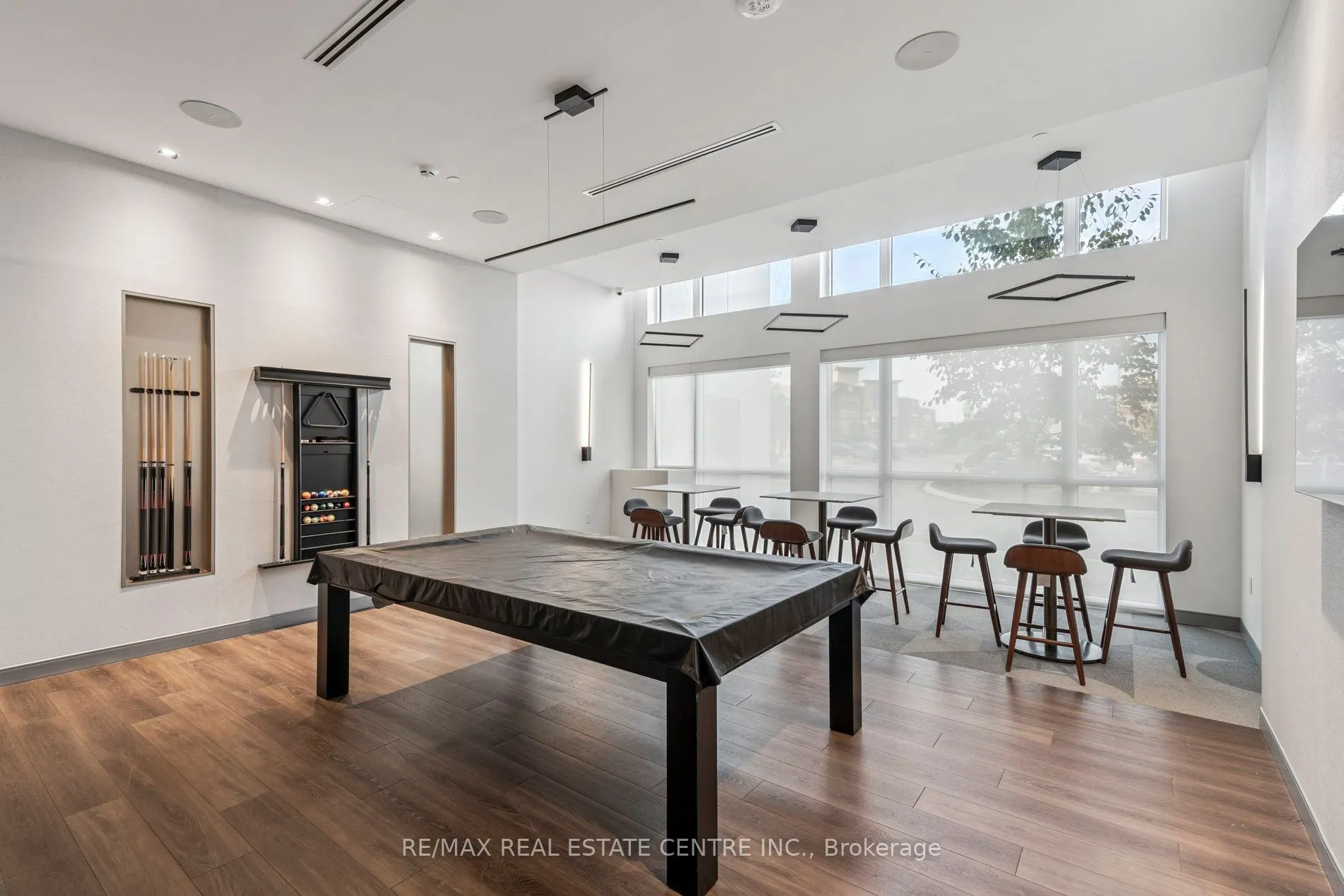 509 Dundas Street, #804