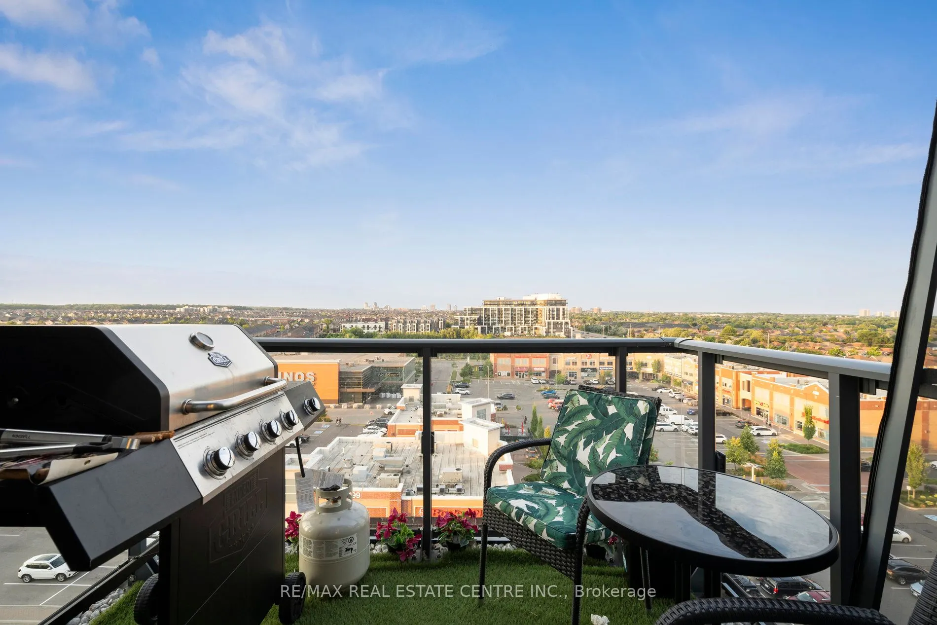 509 Dundas Street, #804