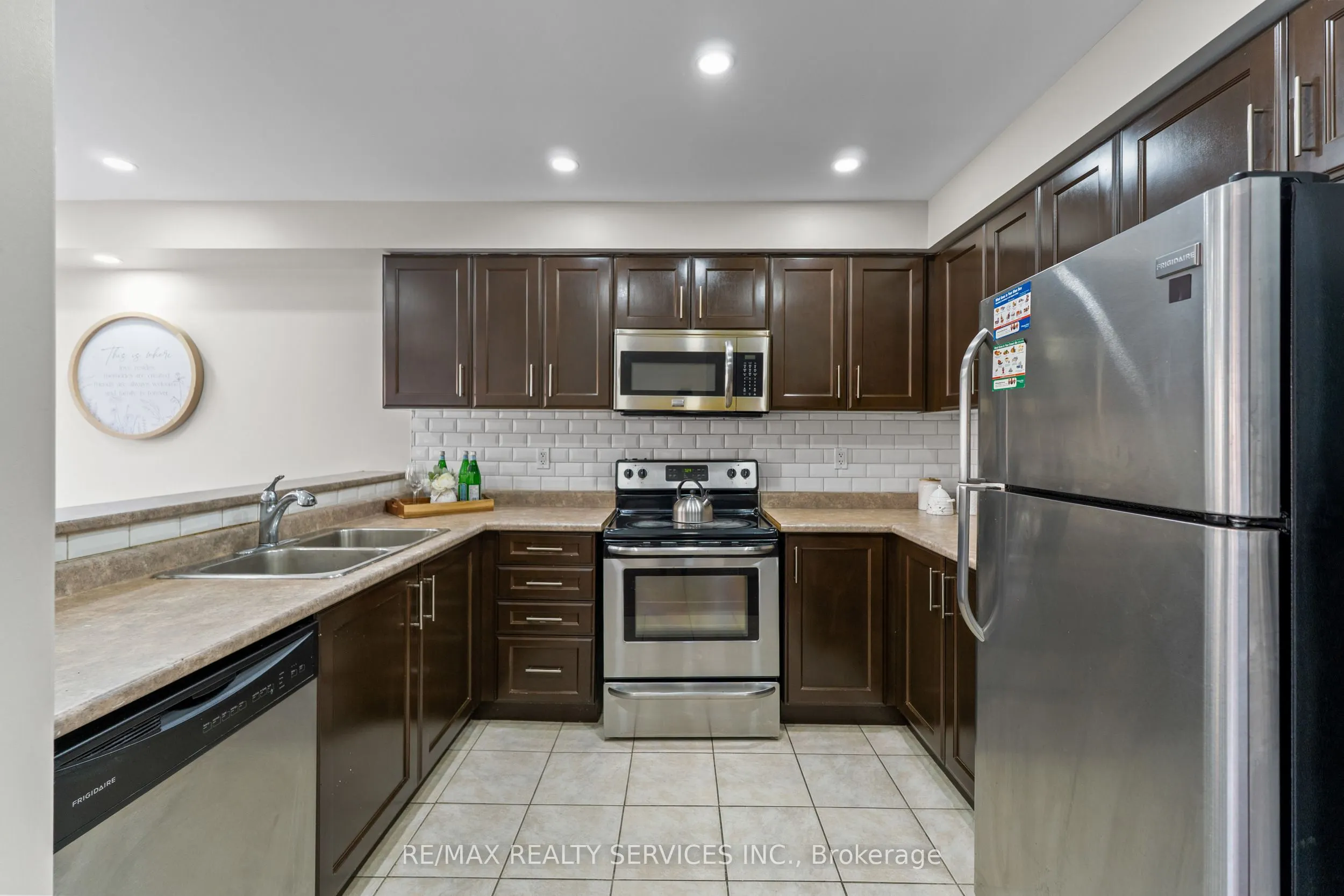 47 Bellhaven Crescent