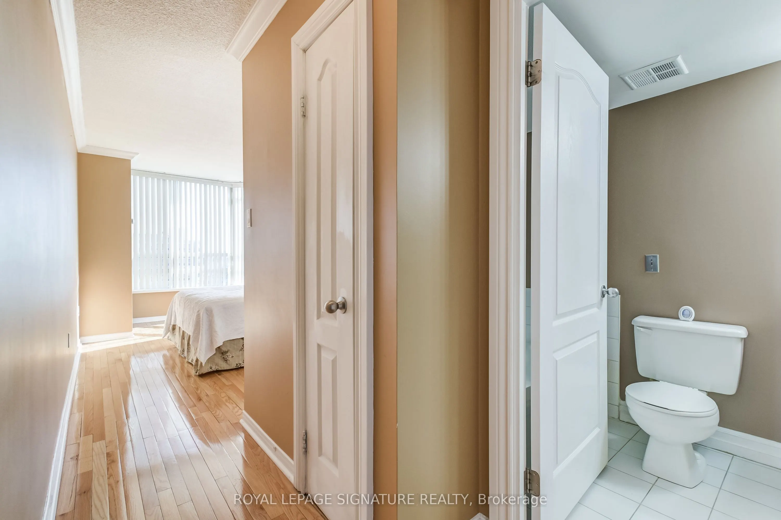 75 King Street E, #1105