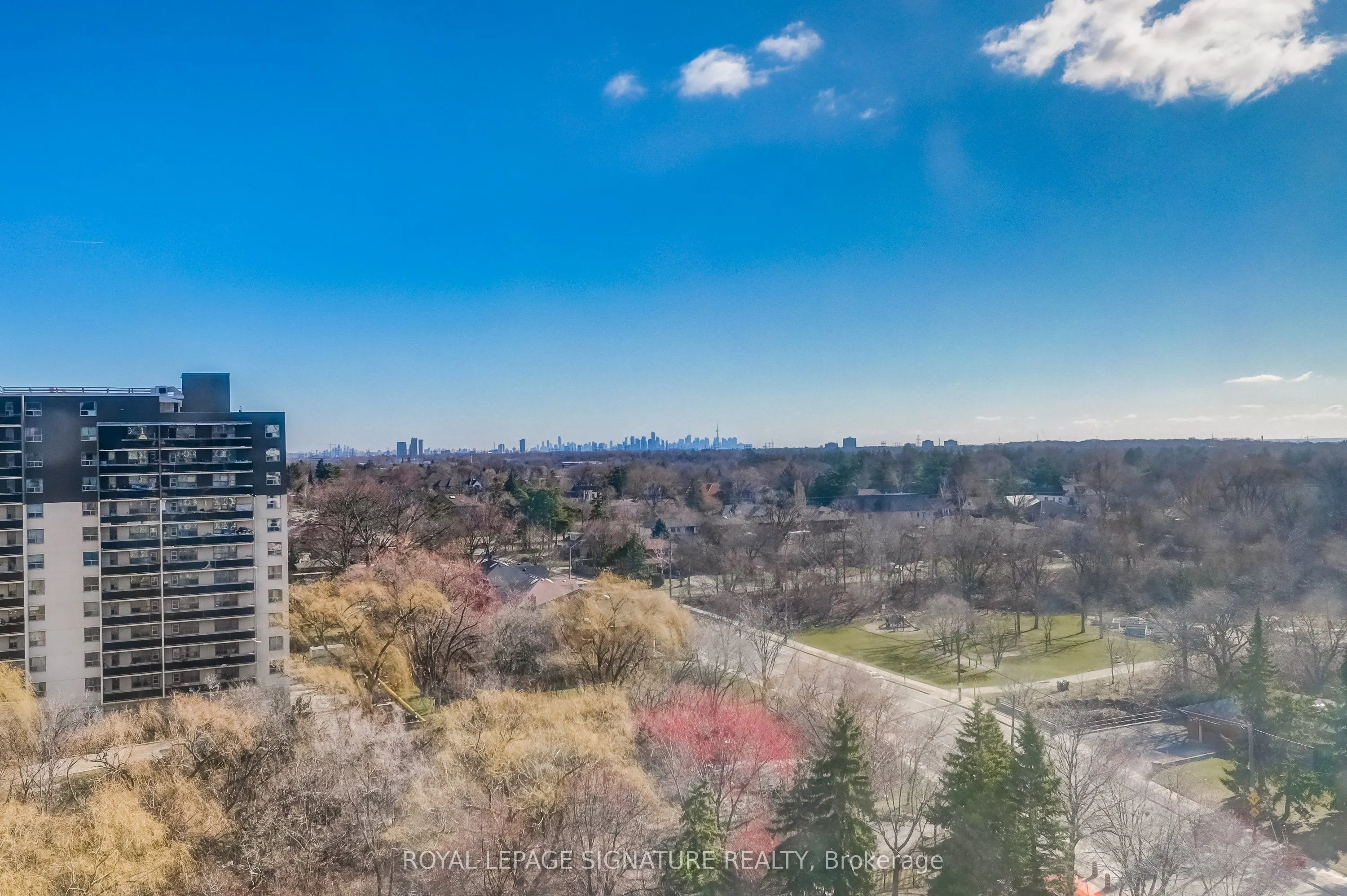 75 King Street E, #1105