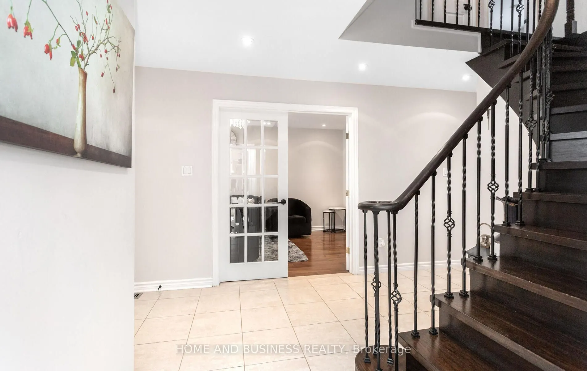 6919 Hickling Crescent
