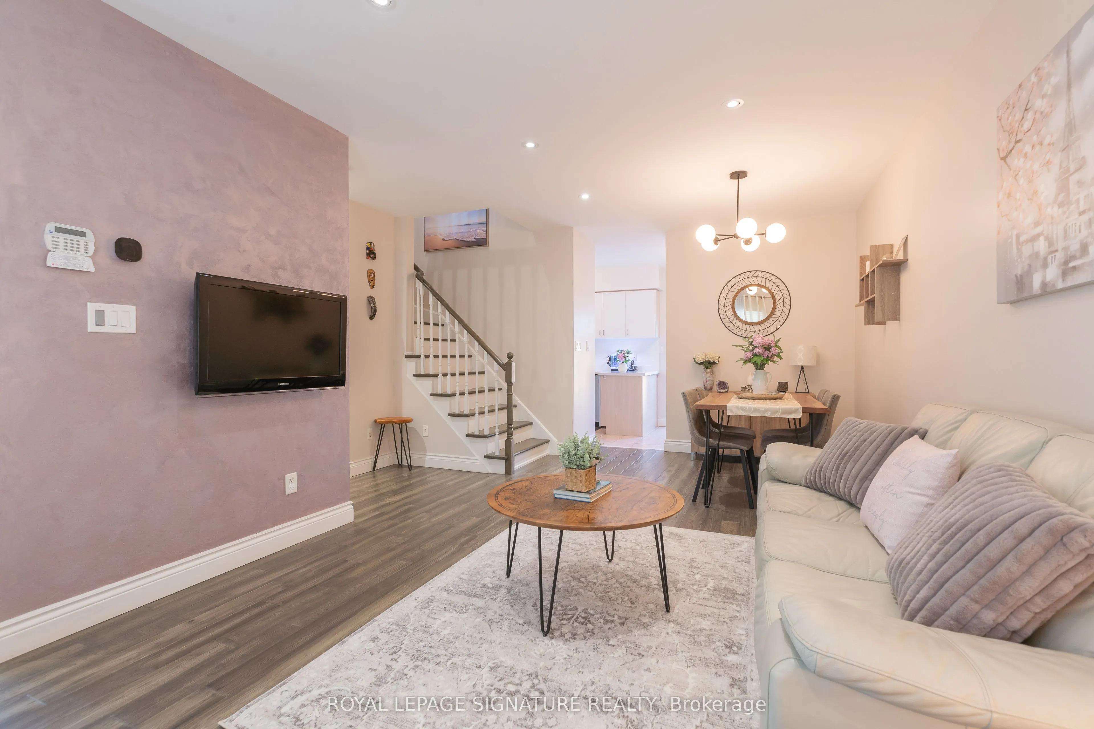 1184 Parkwest Place, #29