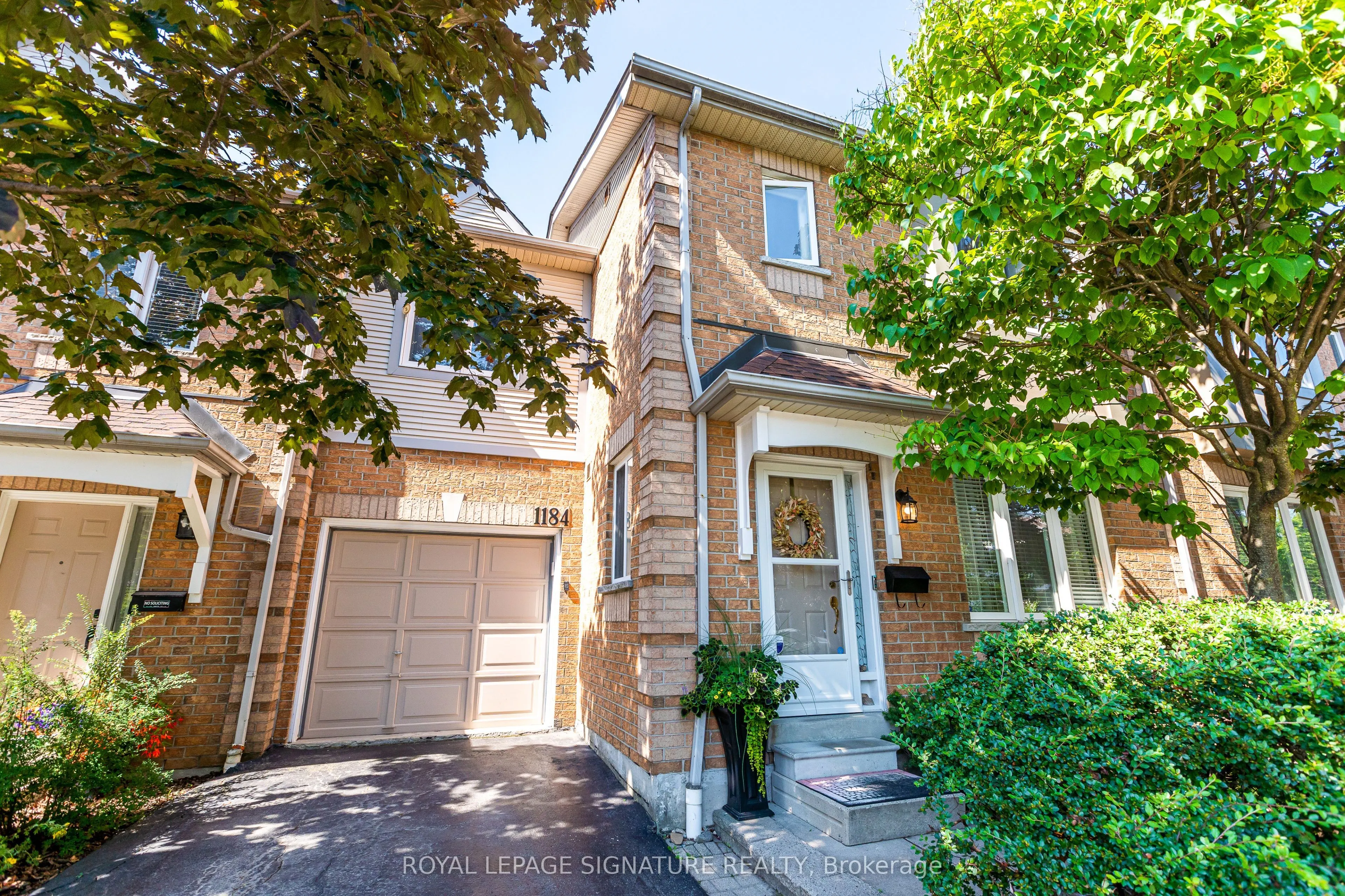 1184 Parkwest Place, #29