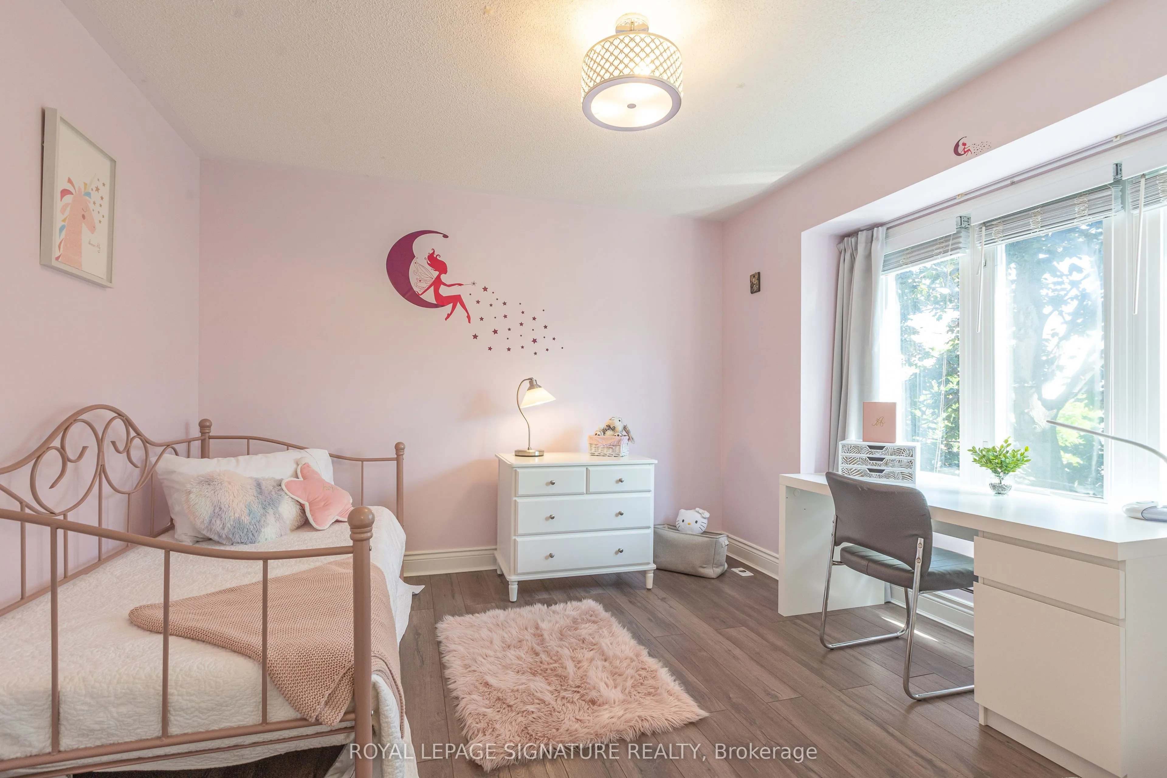 1184 Parkwest Place, #29
