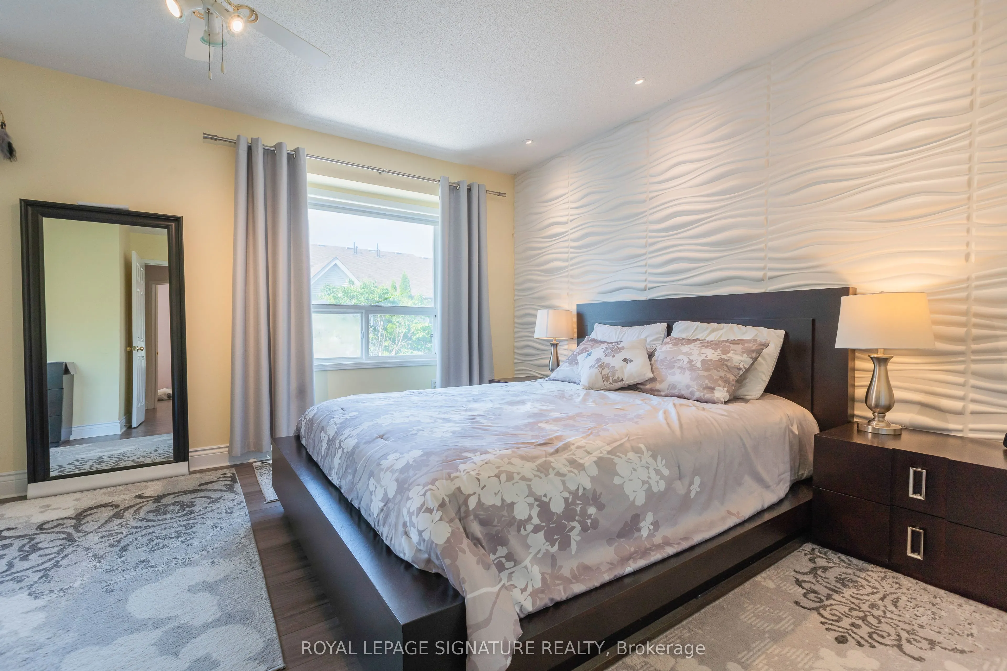 1184 Parkwest Place, #29