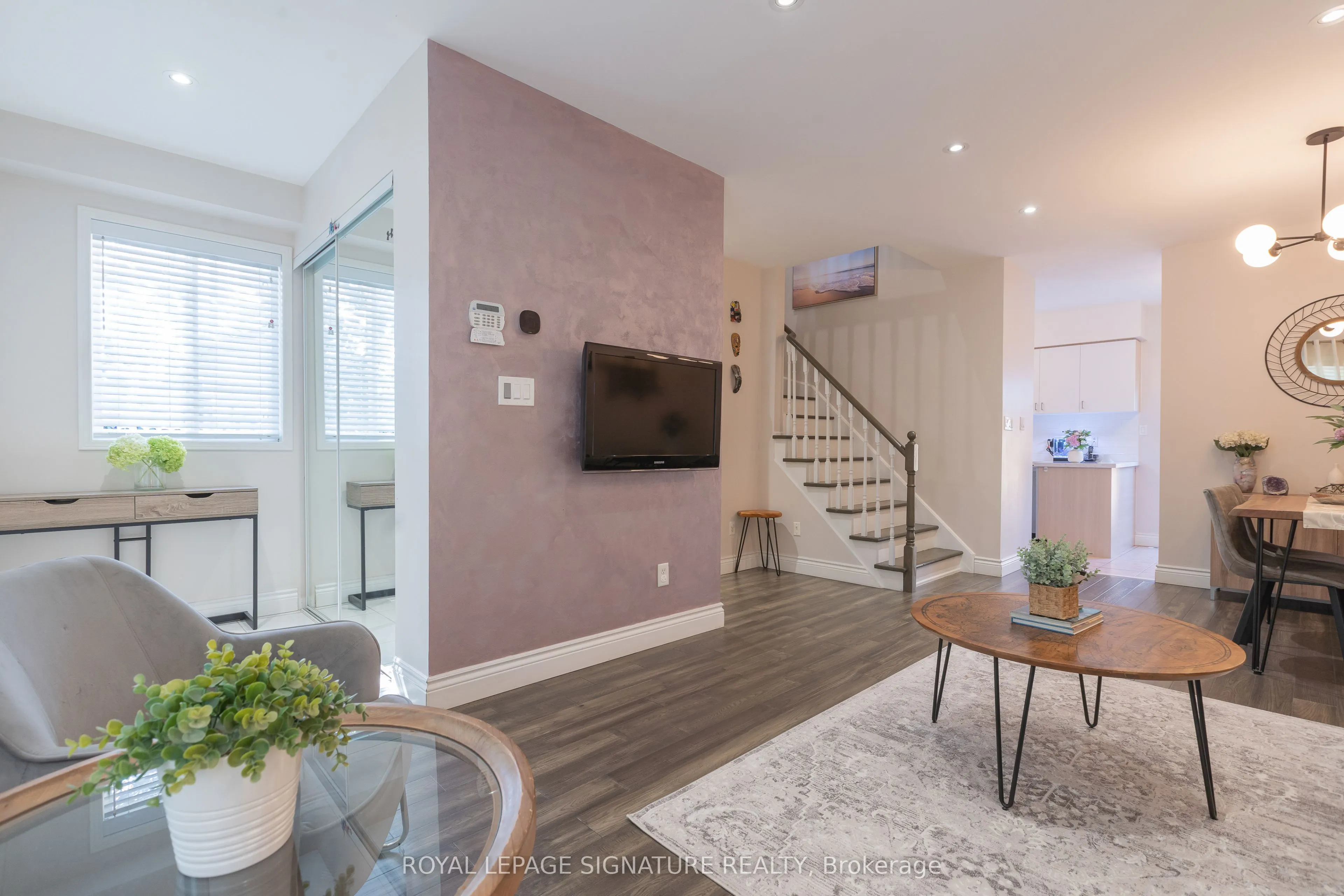 1184 Parkwest Place, #29