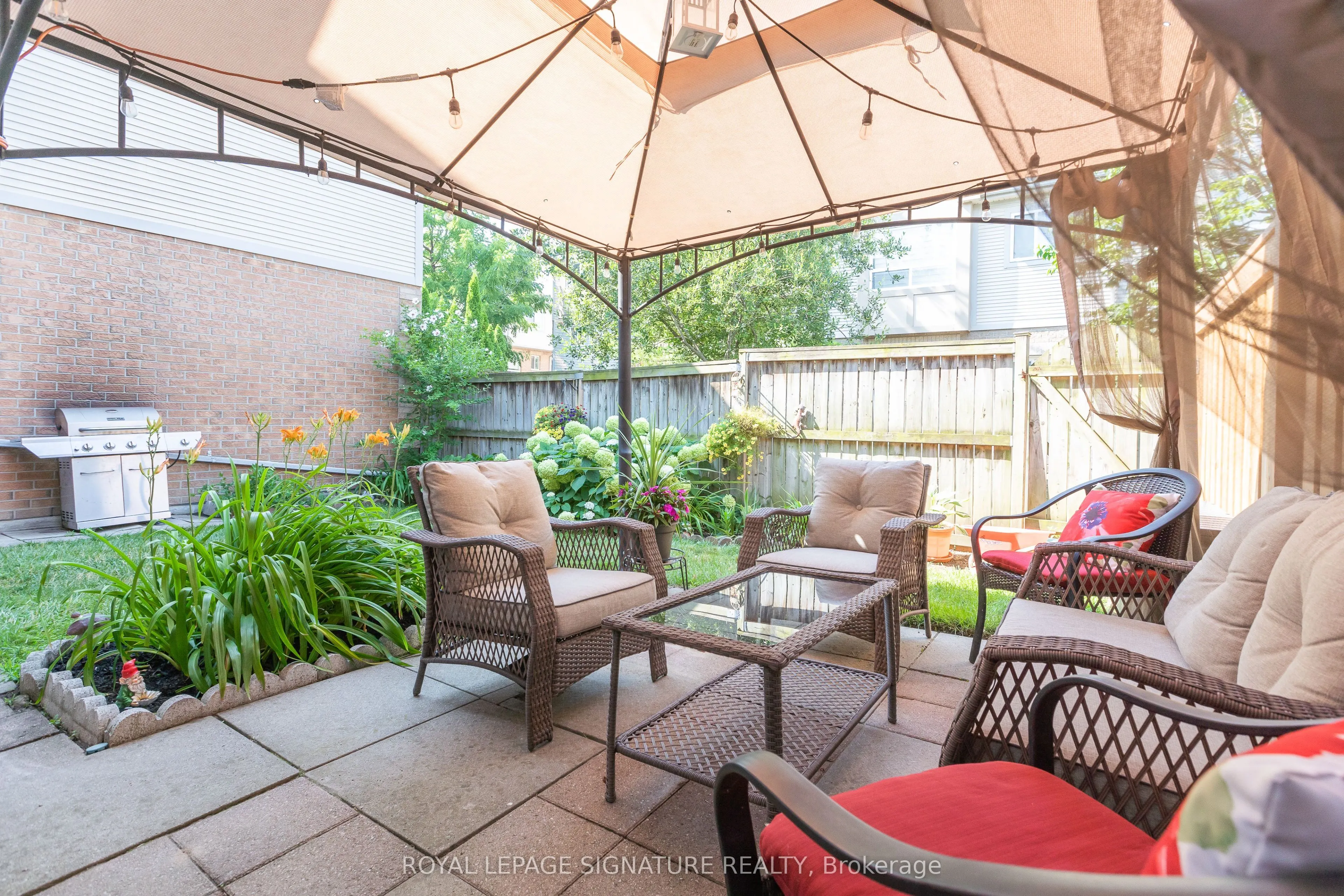 1184 Parkwest Place, #29