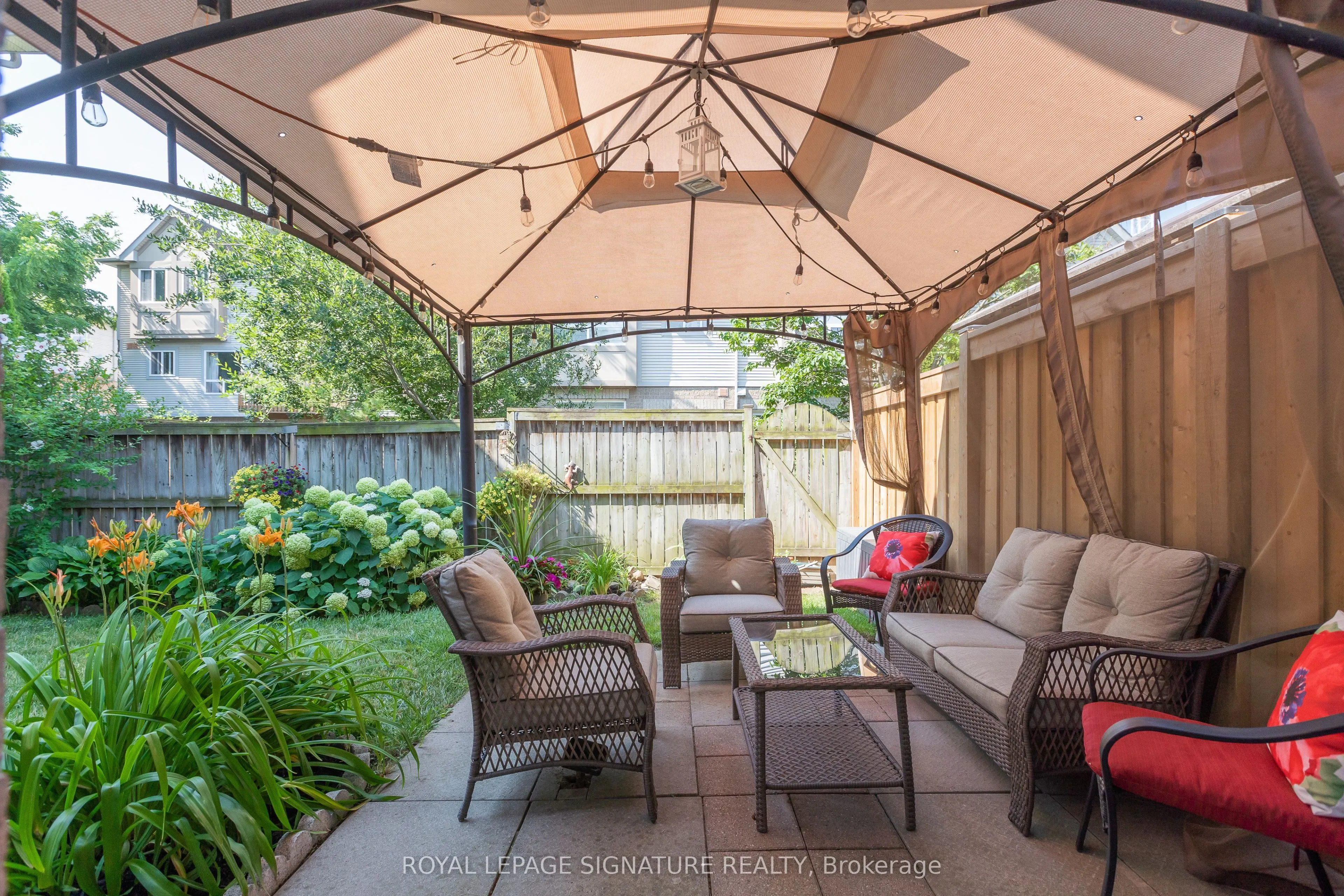 1184 Parkwest Place, #29
