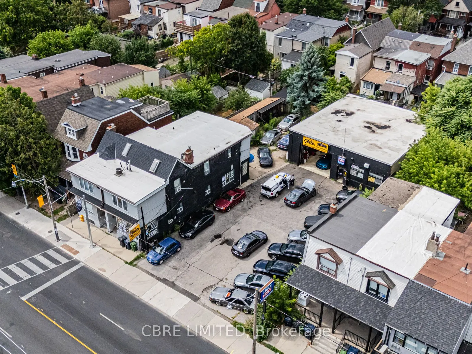 1136A* Dufferin Street