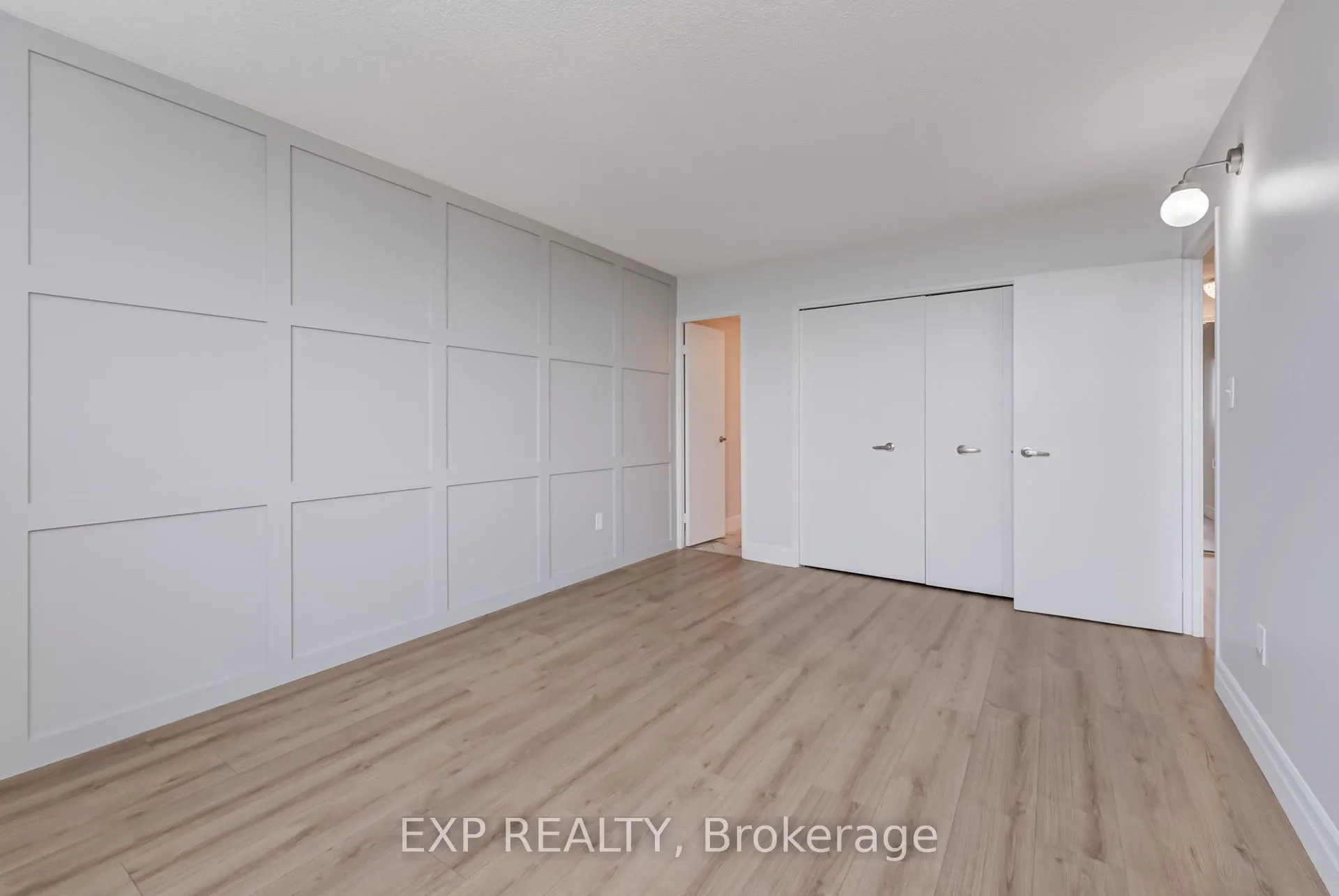 270 Scarlett Road, #1812