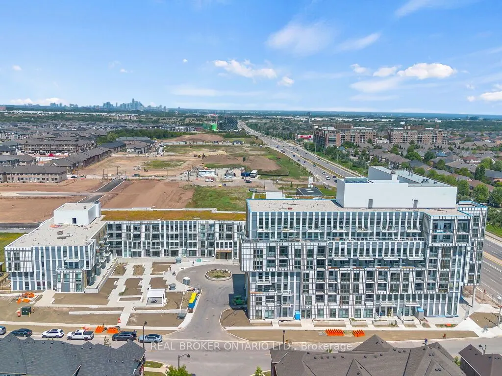 1005 Dundas Street E, #116
