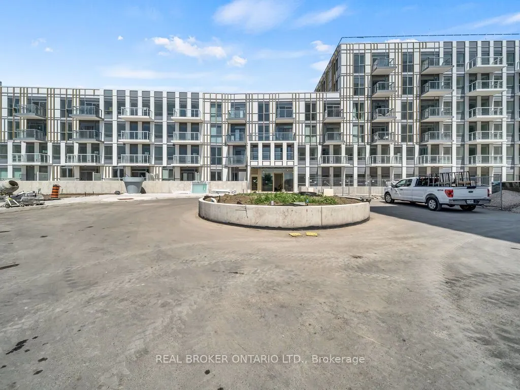 1005 Dundas Street E, #116