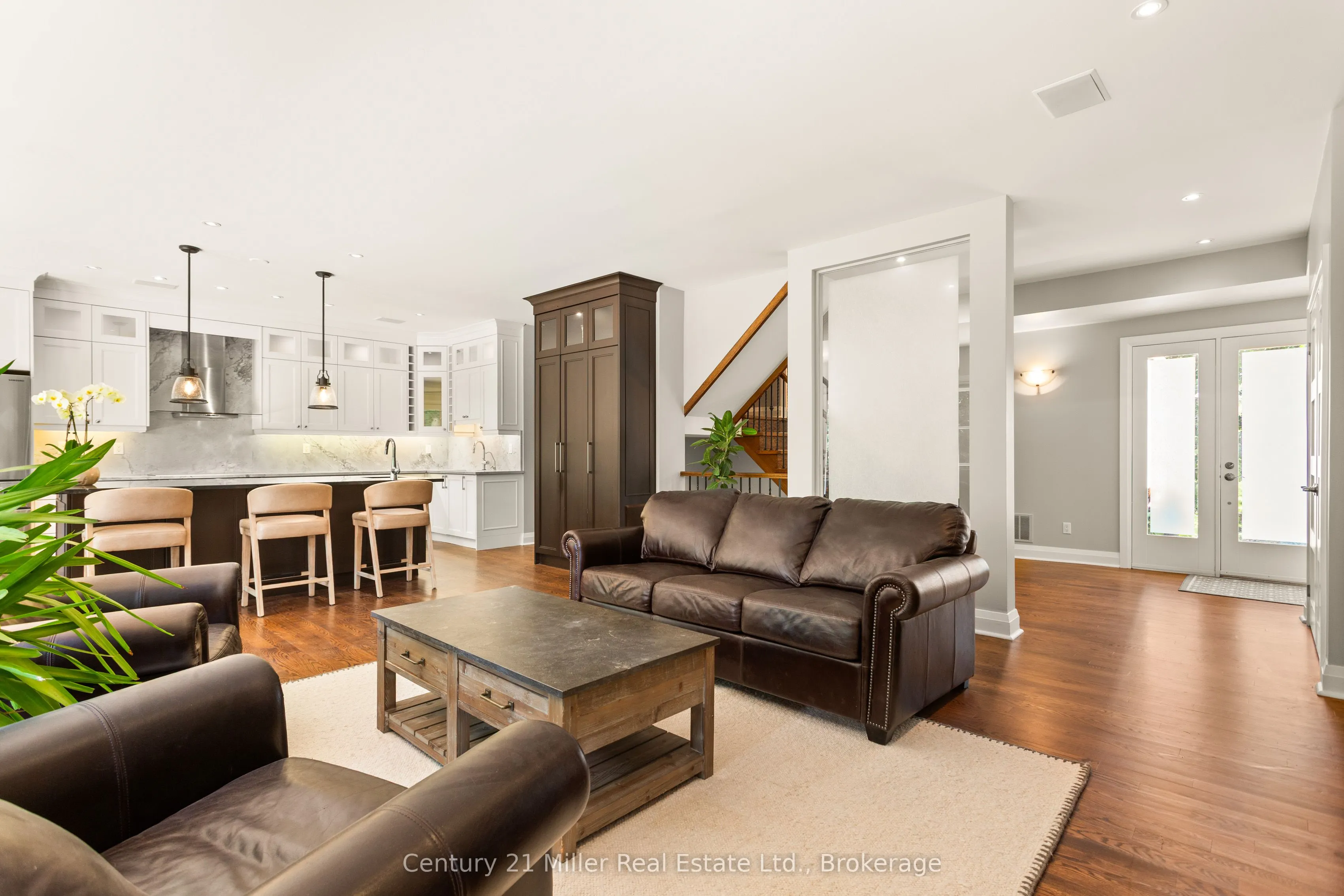 412 Maple Grove Drive