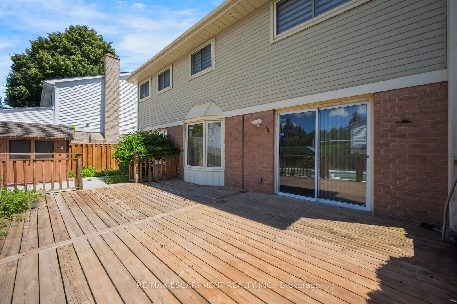 17 Nantucket Crescent