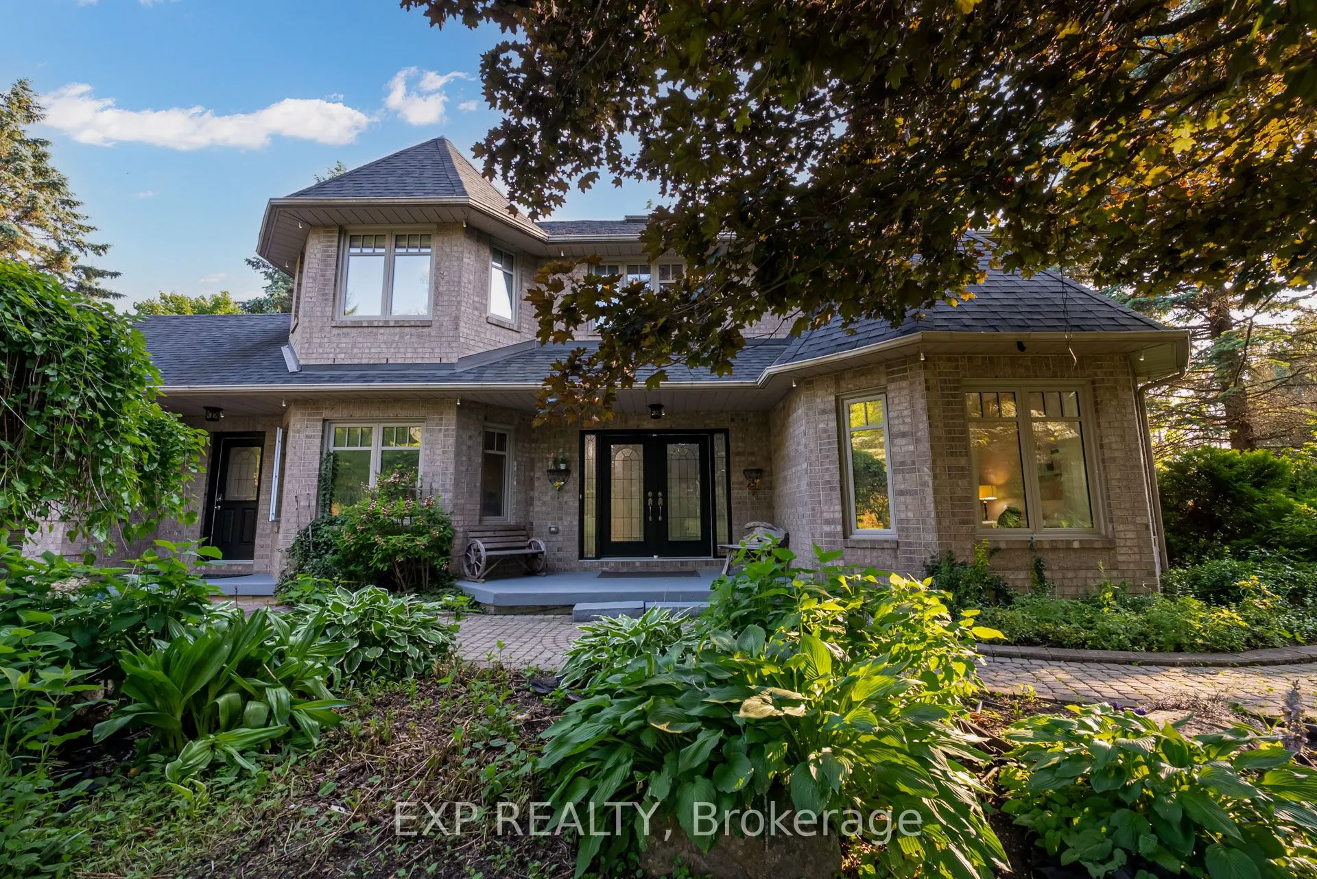 8 Humber Trail