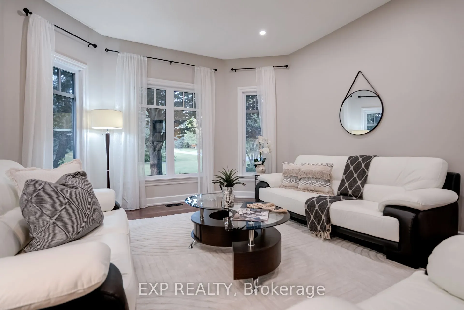 8 Humber Trail
