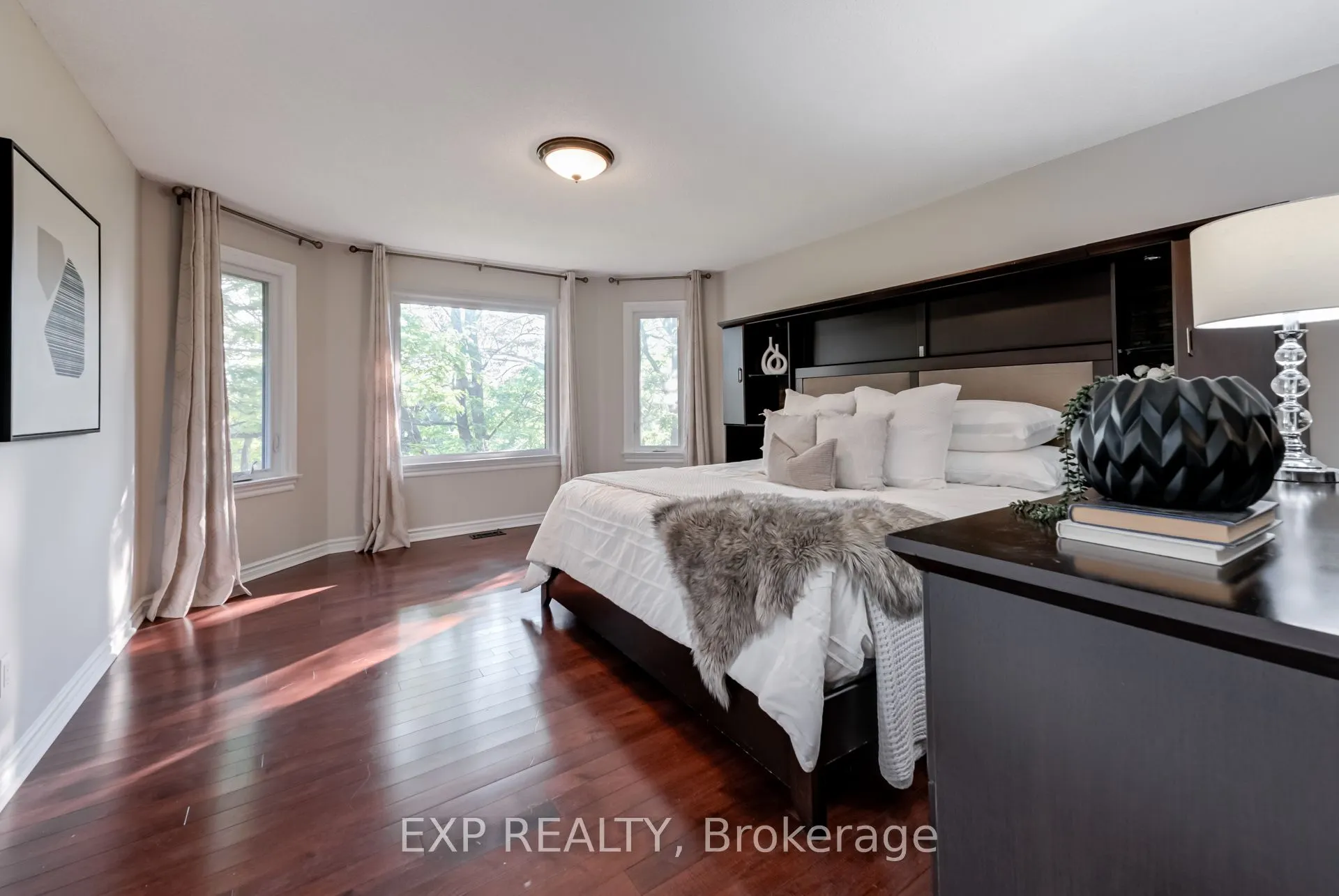 8 Humber Trail