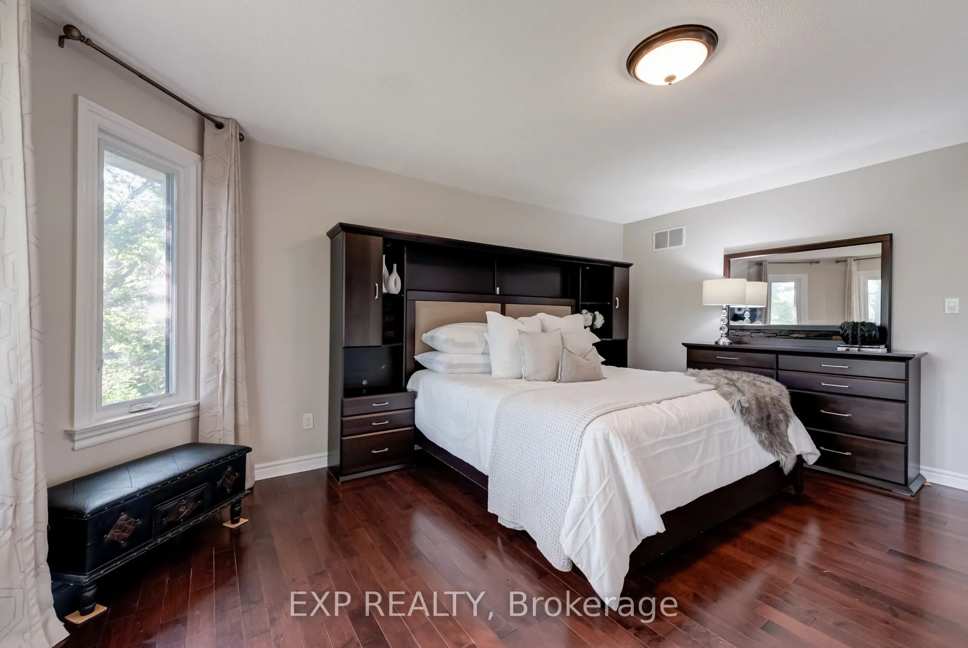 8 Humber Trail