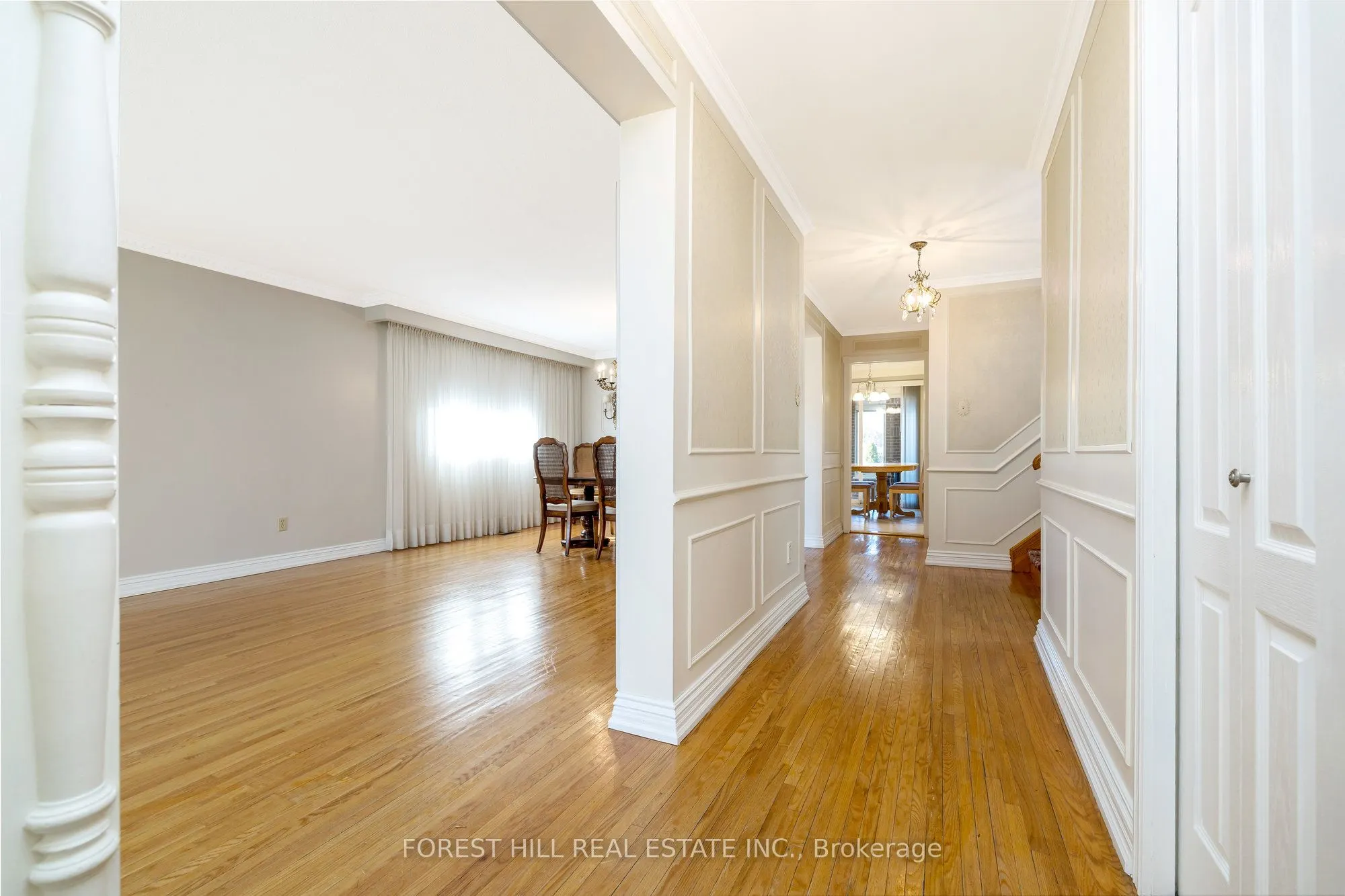 3441 Charmaine Heights