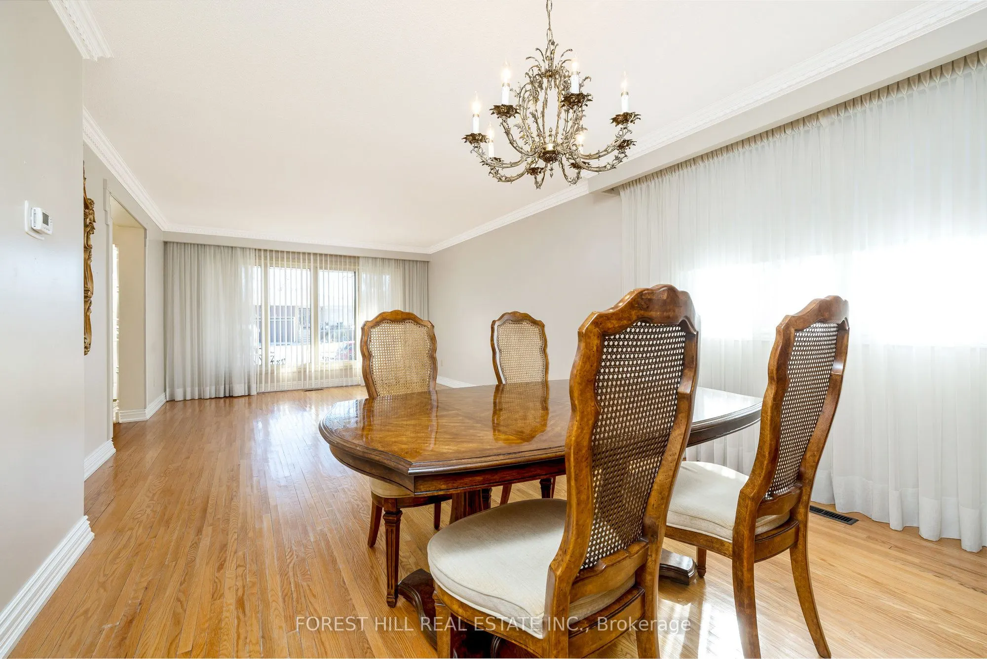 3441 Charmaine Heights
