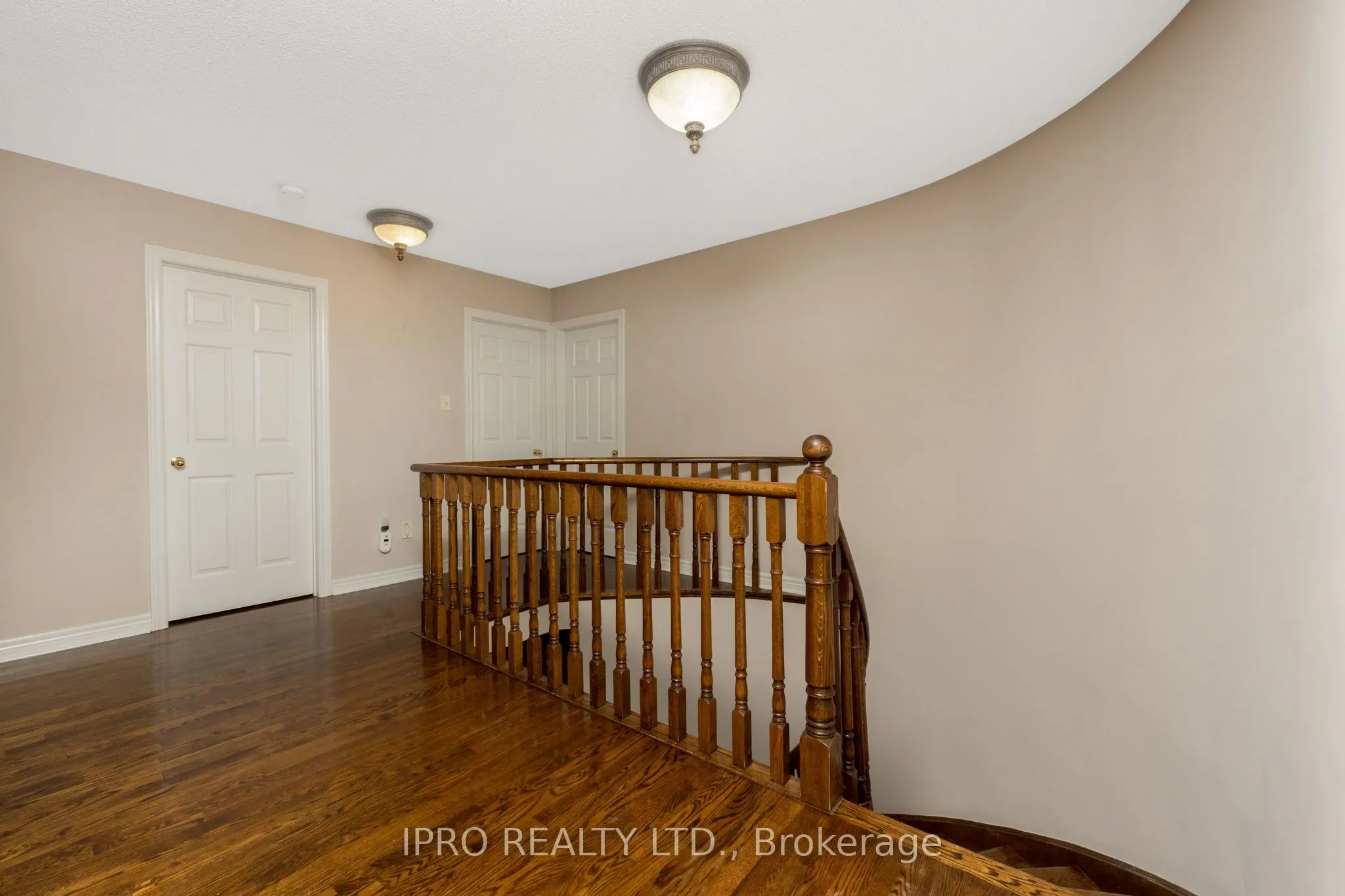 14 Porchlight Road