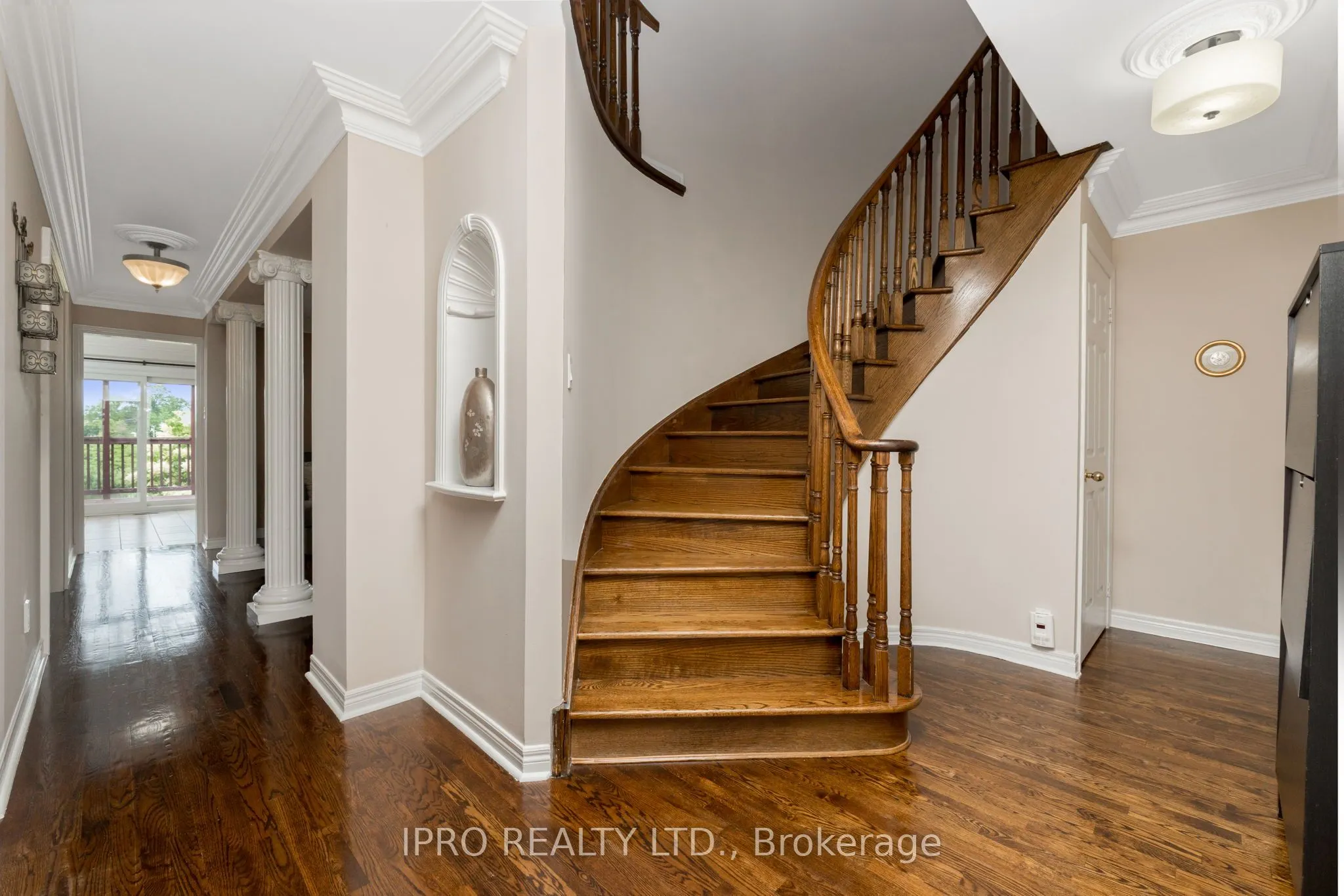 14 Porchlight Road
