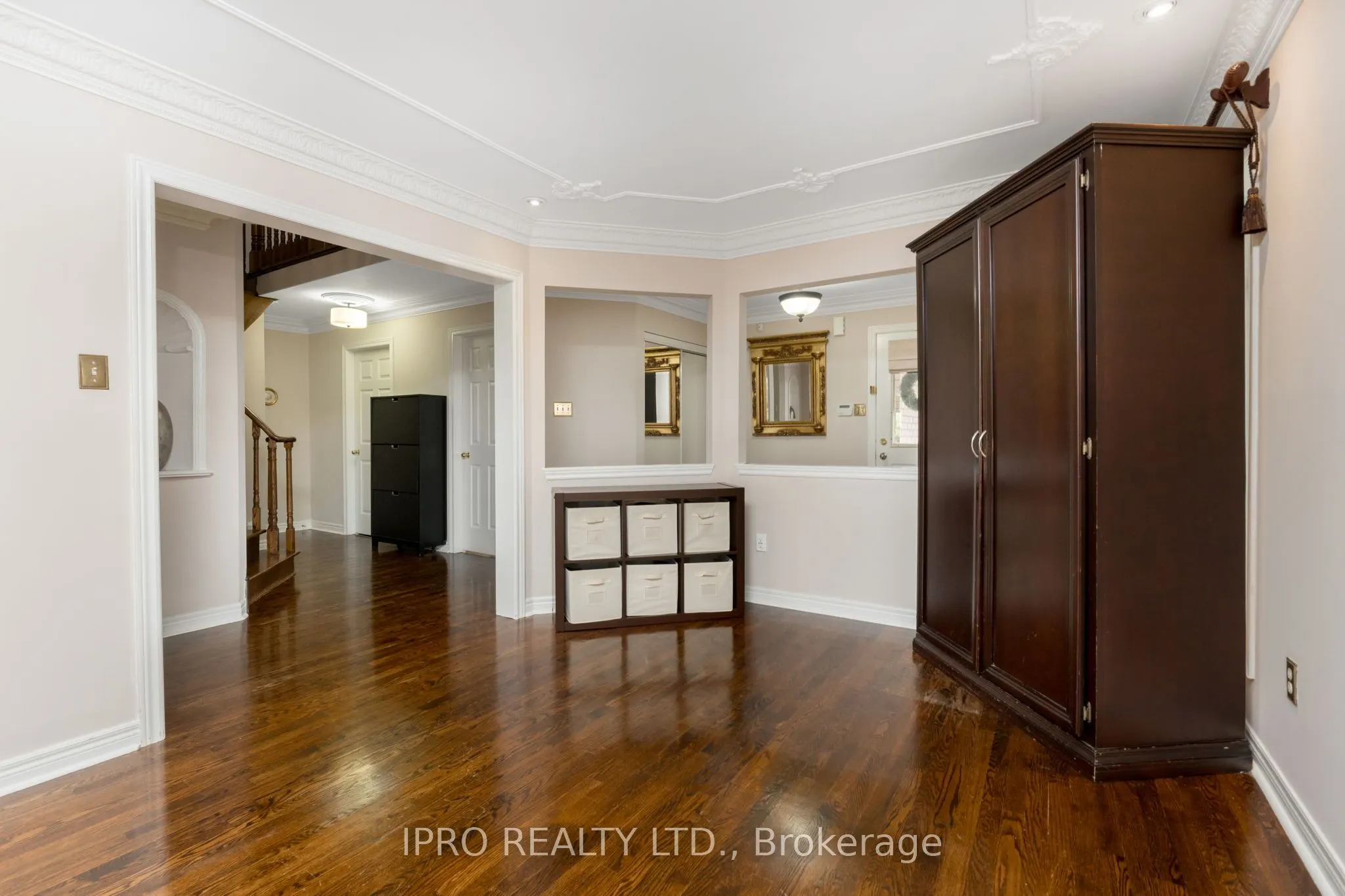 14 Porchlight Road