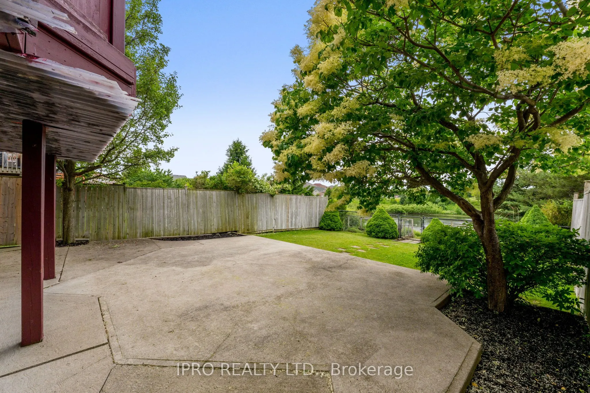 14 Porchlight Road