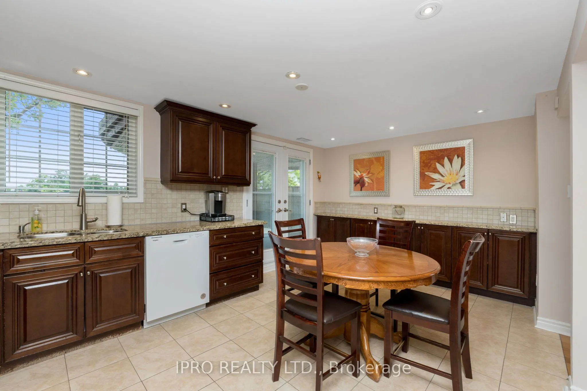 14 Porchlight Road