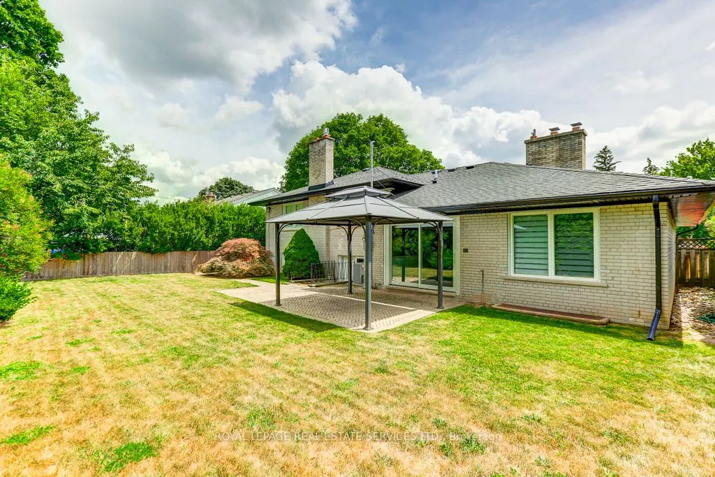 75 Ravensbourne Crescent