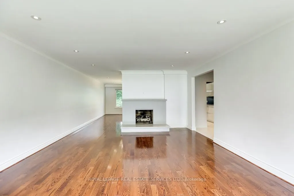 75 Ravensbourne Crescent