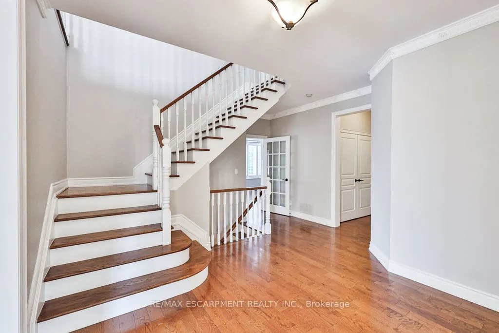 597 Hancock Way