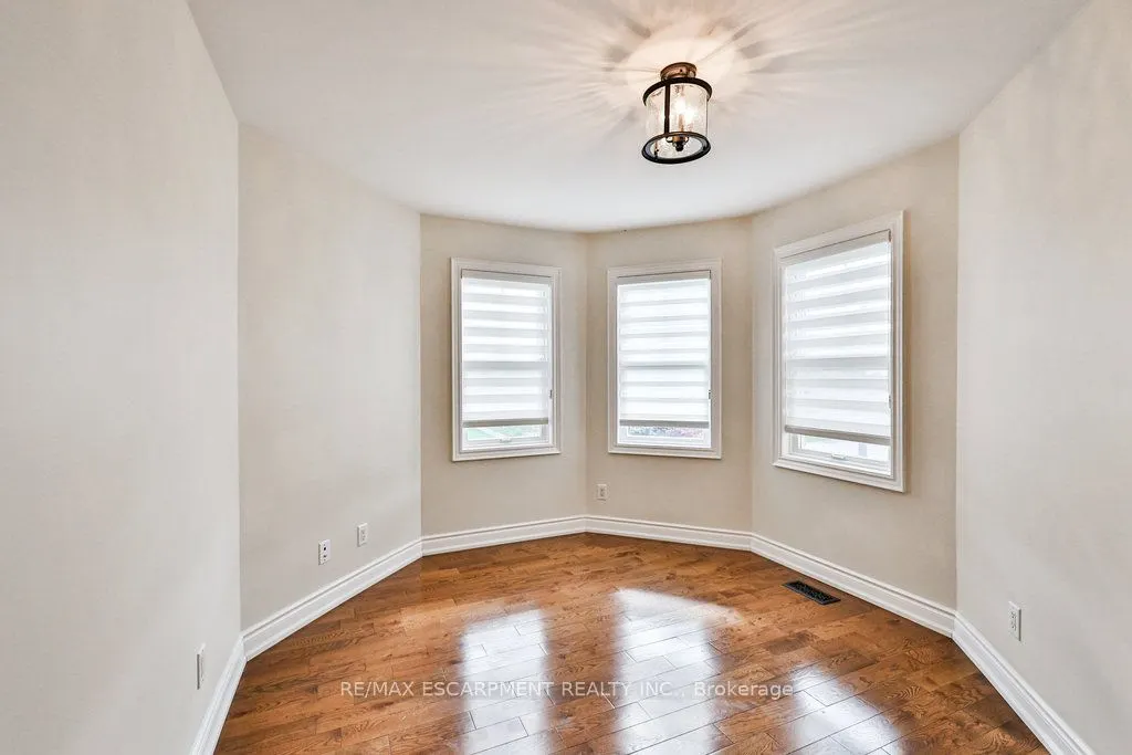 597 Hancock Way