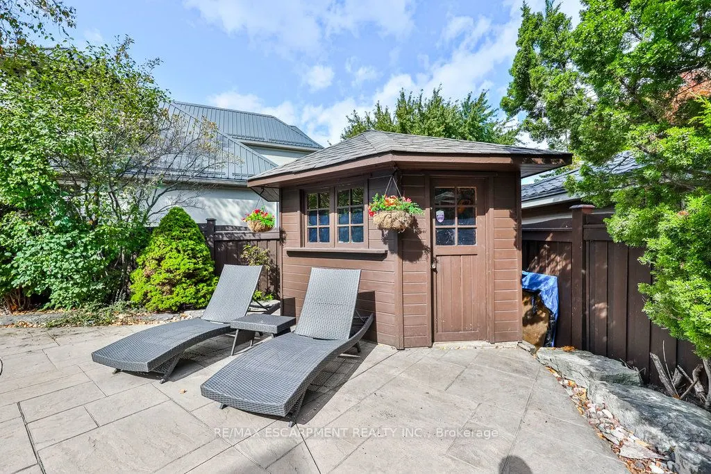 597 Hancock Way